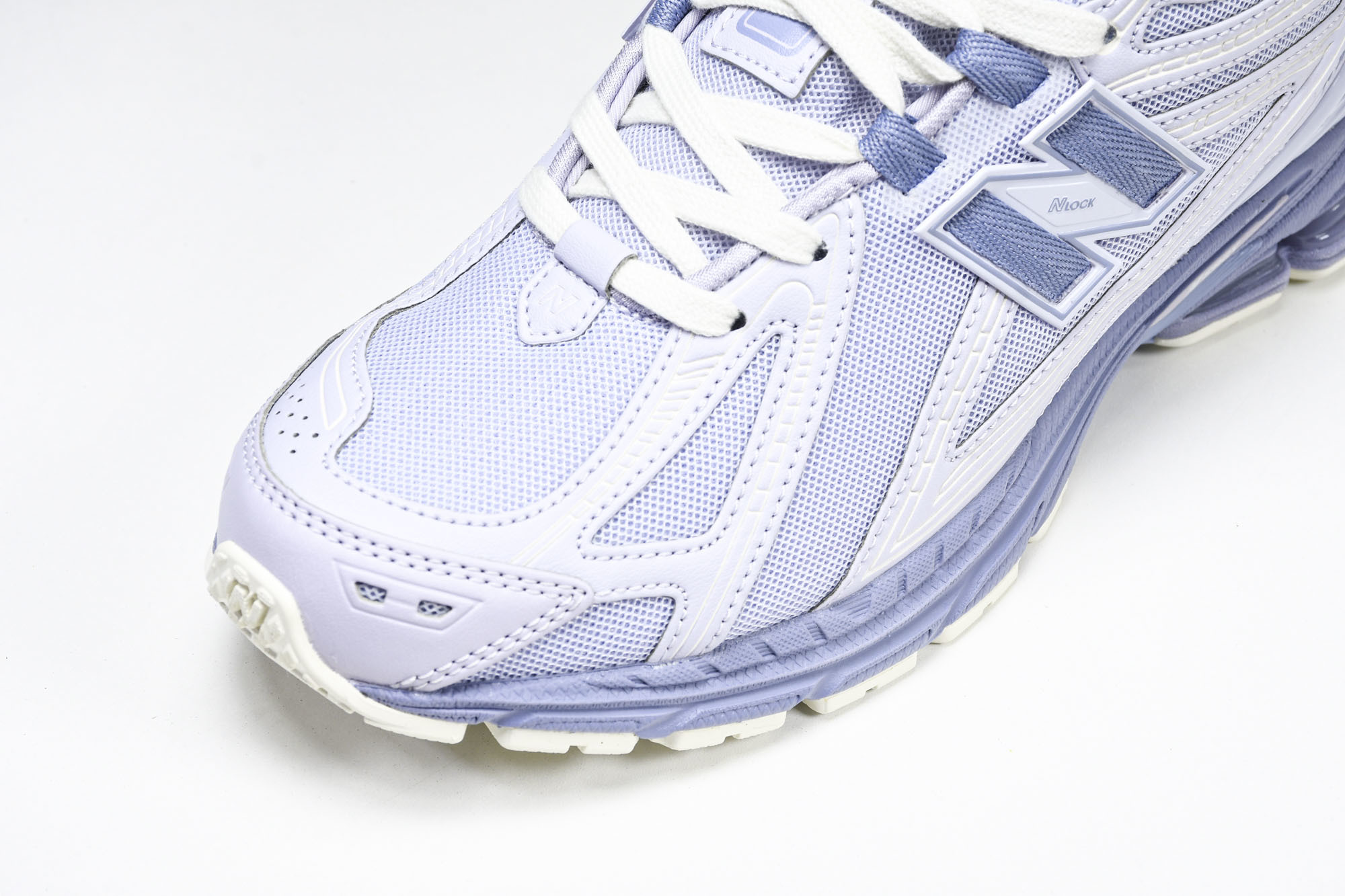 New Balance 1906系列复古老爹风休闲运动慢跑鞋 M1906RZV #YZ010#鞋款灵感源