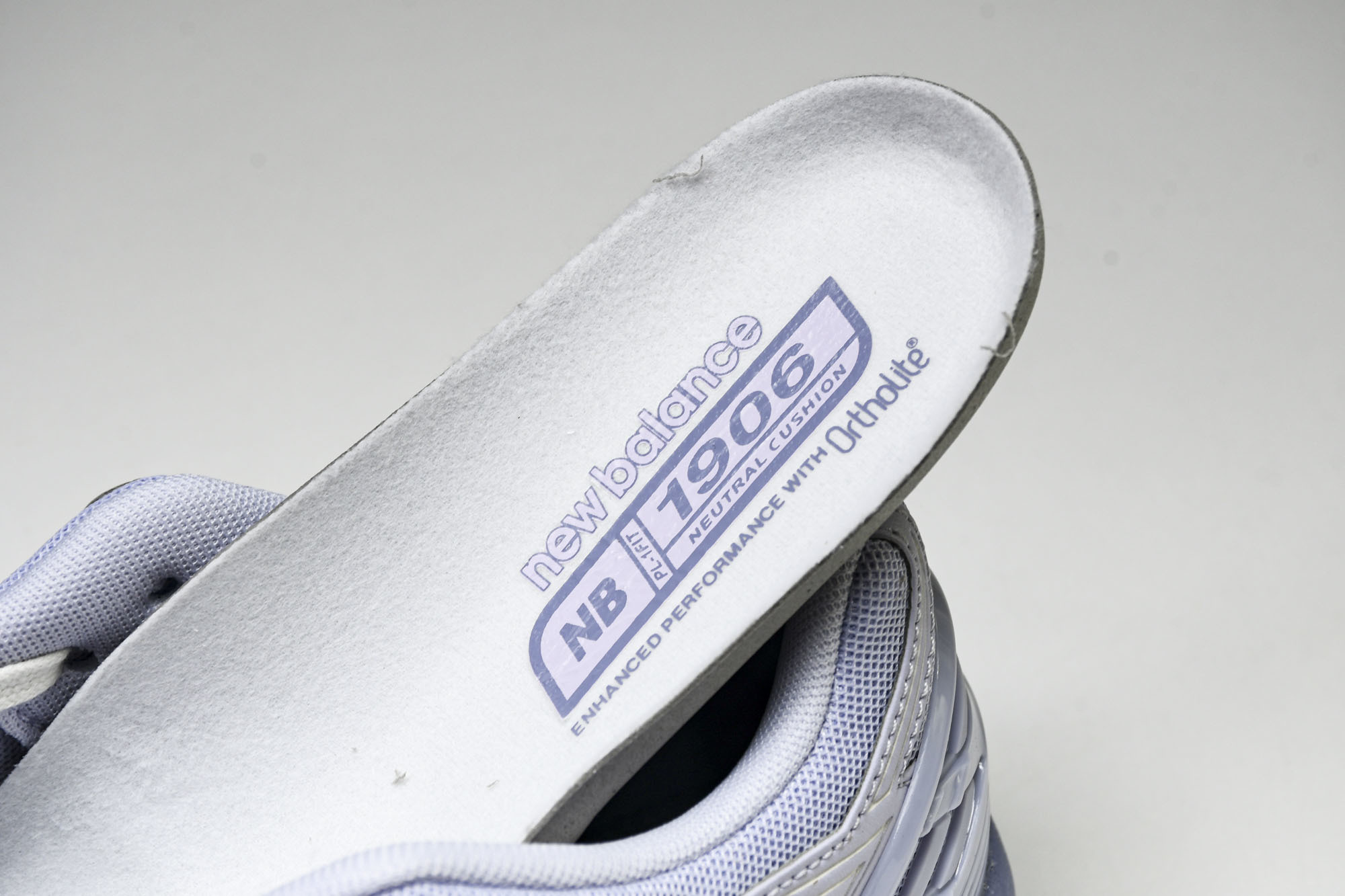 New Balance 1906系列复古老爹风休闲运动慢跑鞋 M1906RZV #YZ010#鞋款灵感源