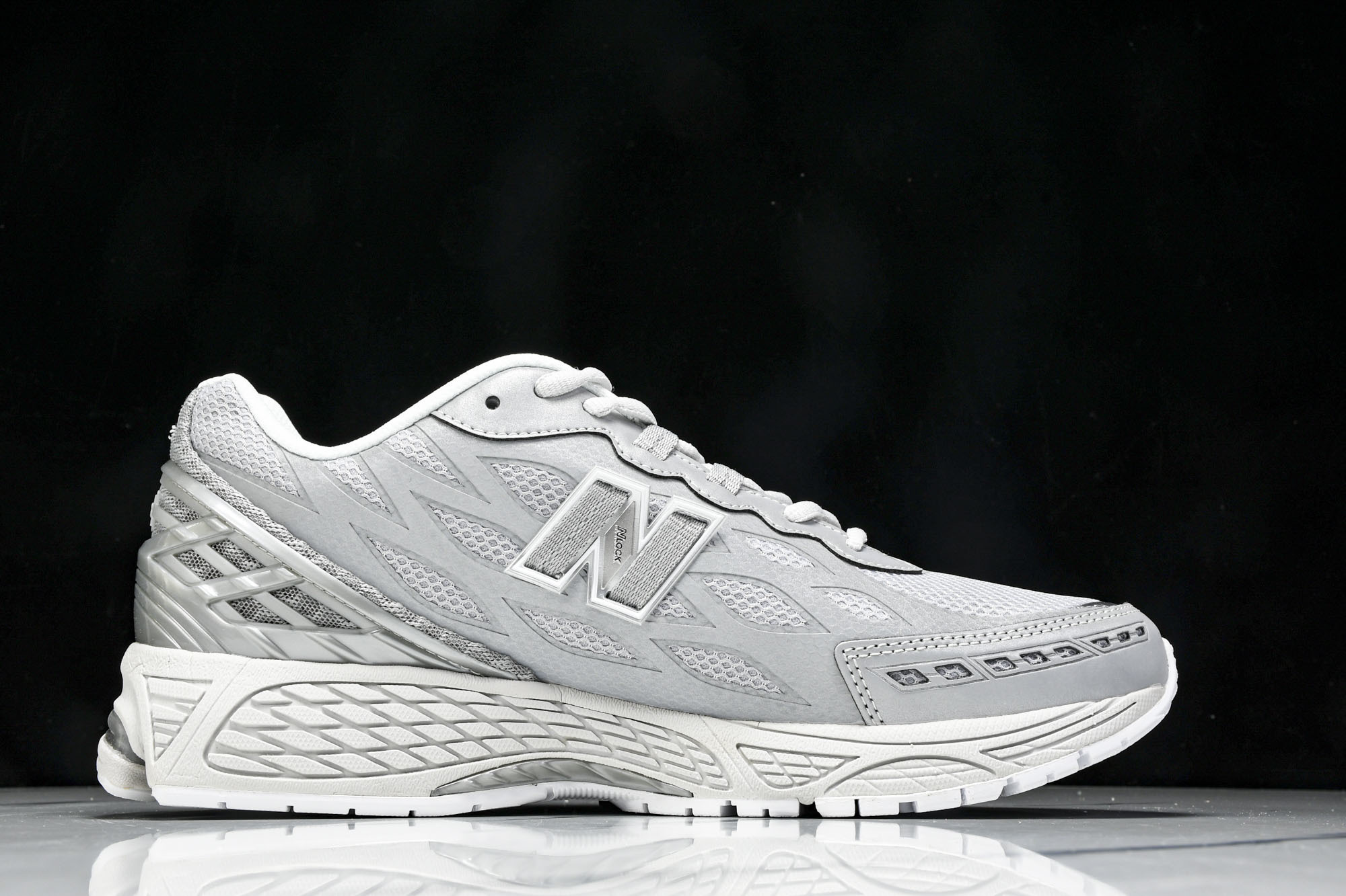 New Balance 1906系列复古老爹风休闲运动慢跑鞋 M1906WFE #YZ010#鞋款灵感源