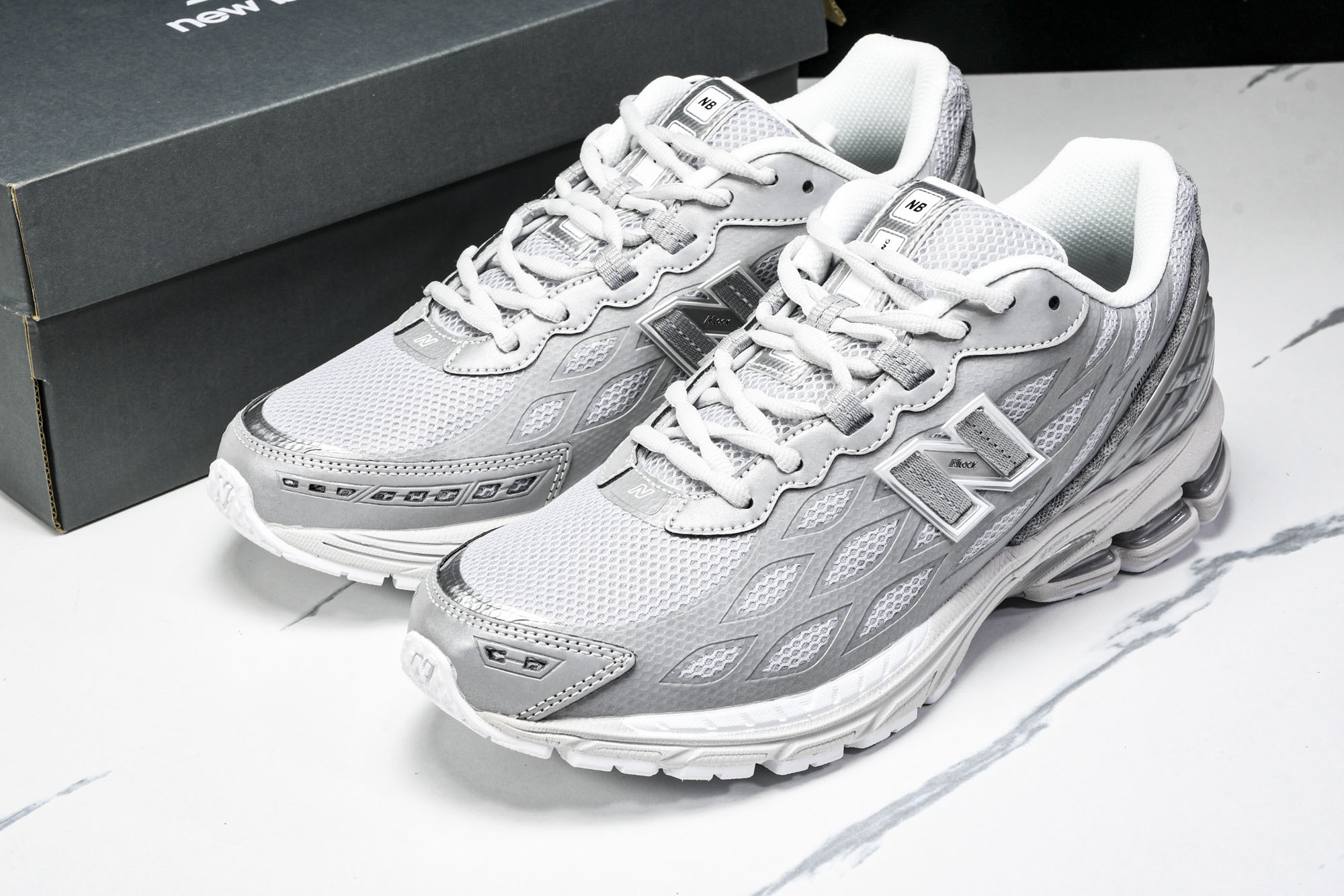 New Balance 1906系列复古老爹风休闲运动慢跑鞋 M1906WFE #YZ010#鞋款灵感源