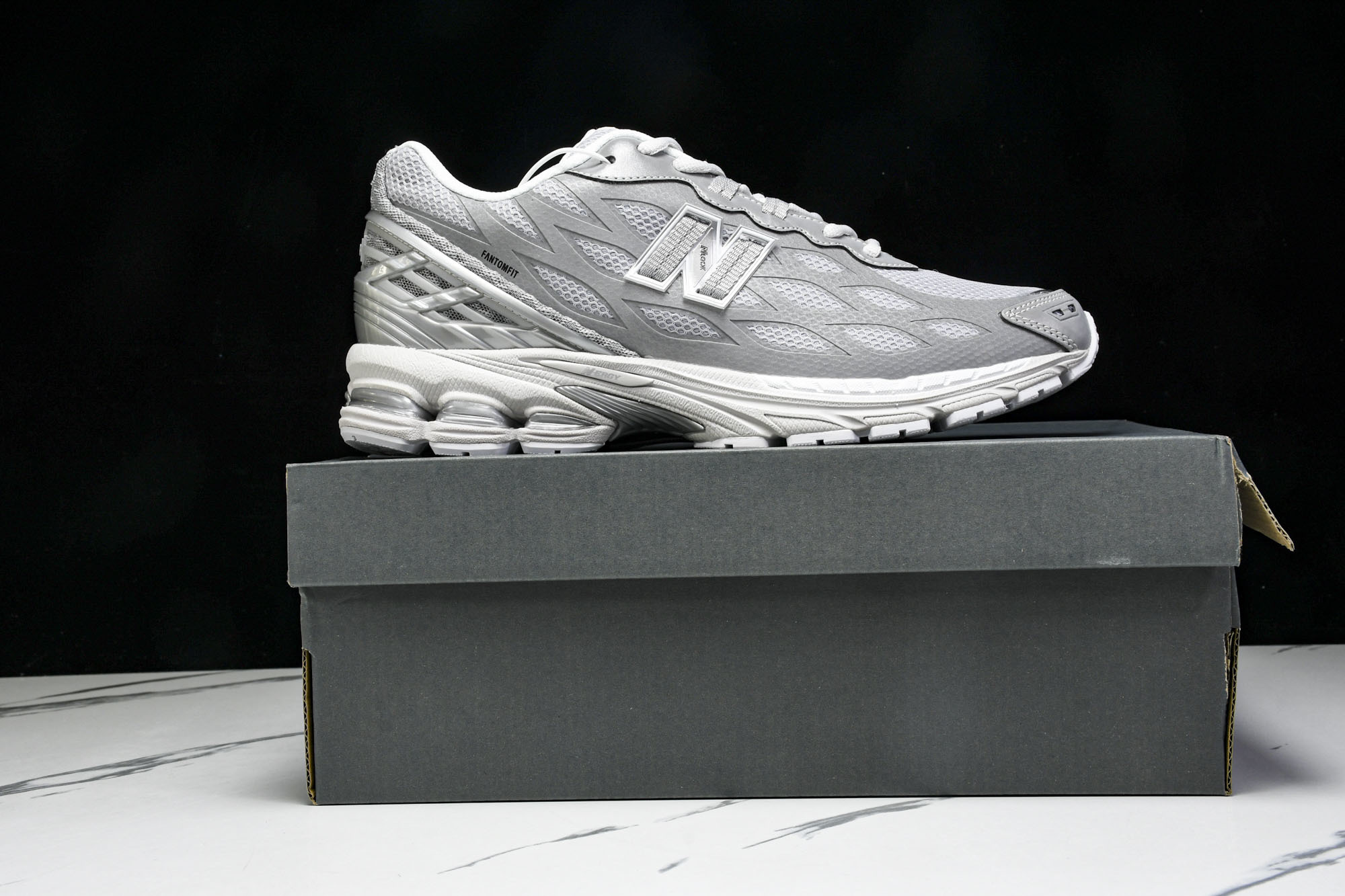 New Balance 1906系列复古老爹风休闲运动慢跑鞋 M1906WFE #YZ010#鞋款灵感源
