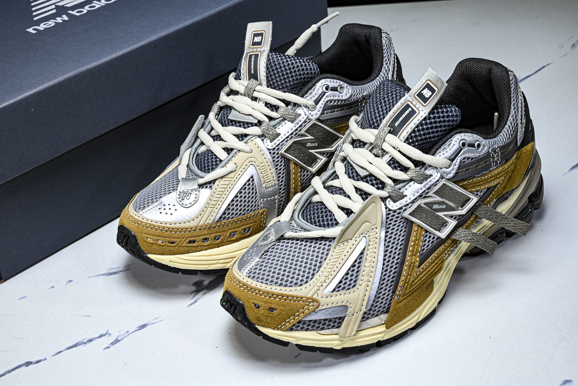 New Balance 1906系列复古老爹风休闲运动慢跑鞋 U1906AA(2) #YZ010GS原装