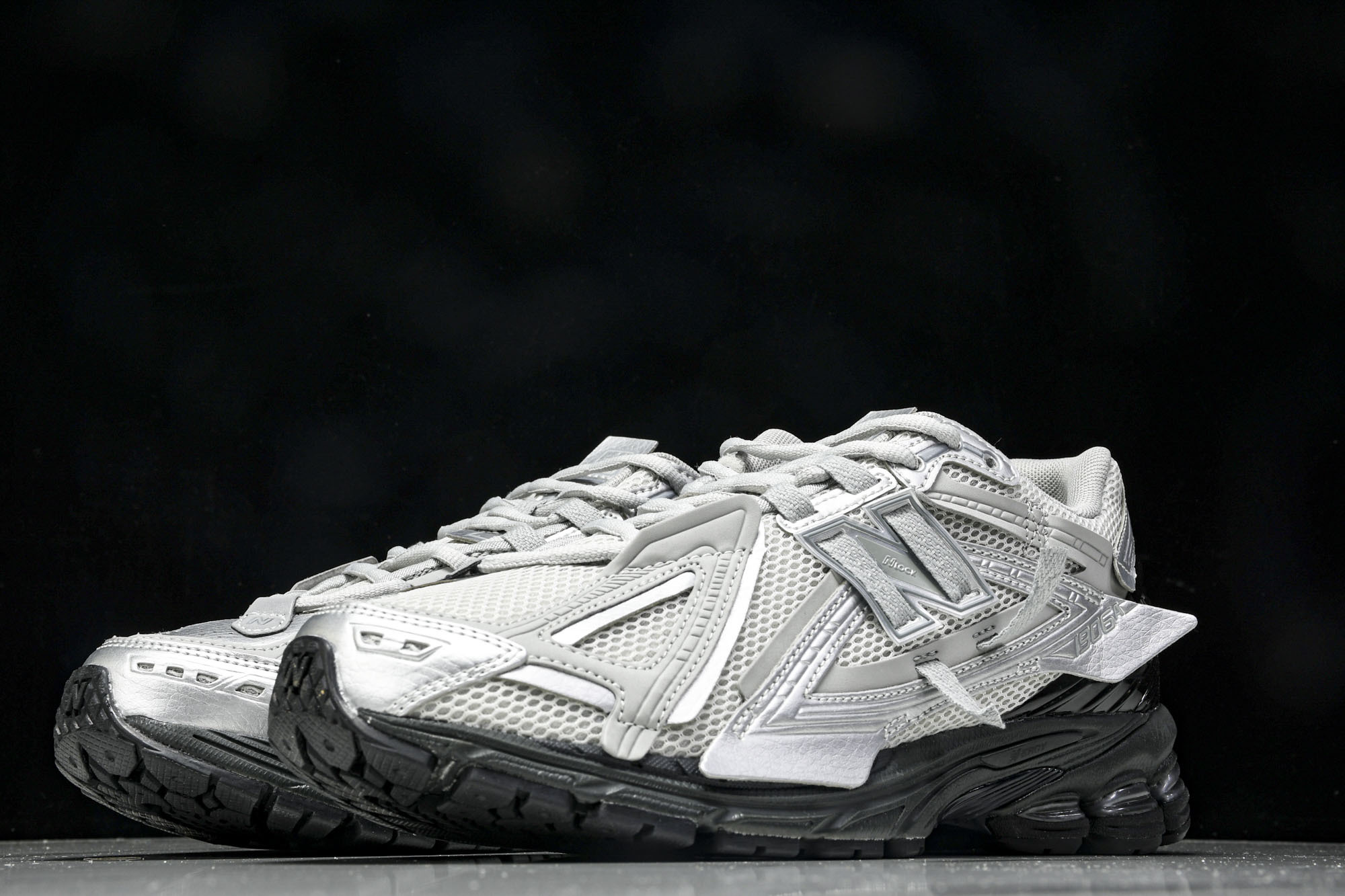 New Balance 1906系列复古老爹风休闲运动慢跑鞋 U1906AAF #YZ010#鞋款灵感源