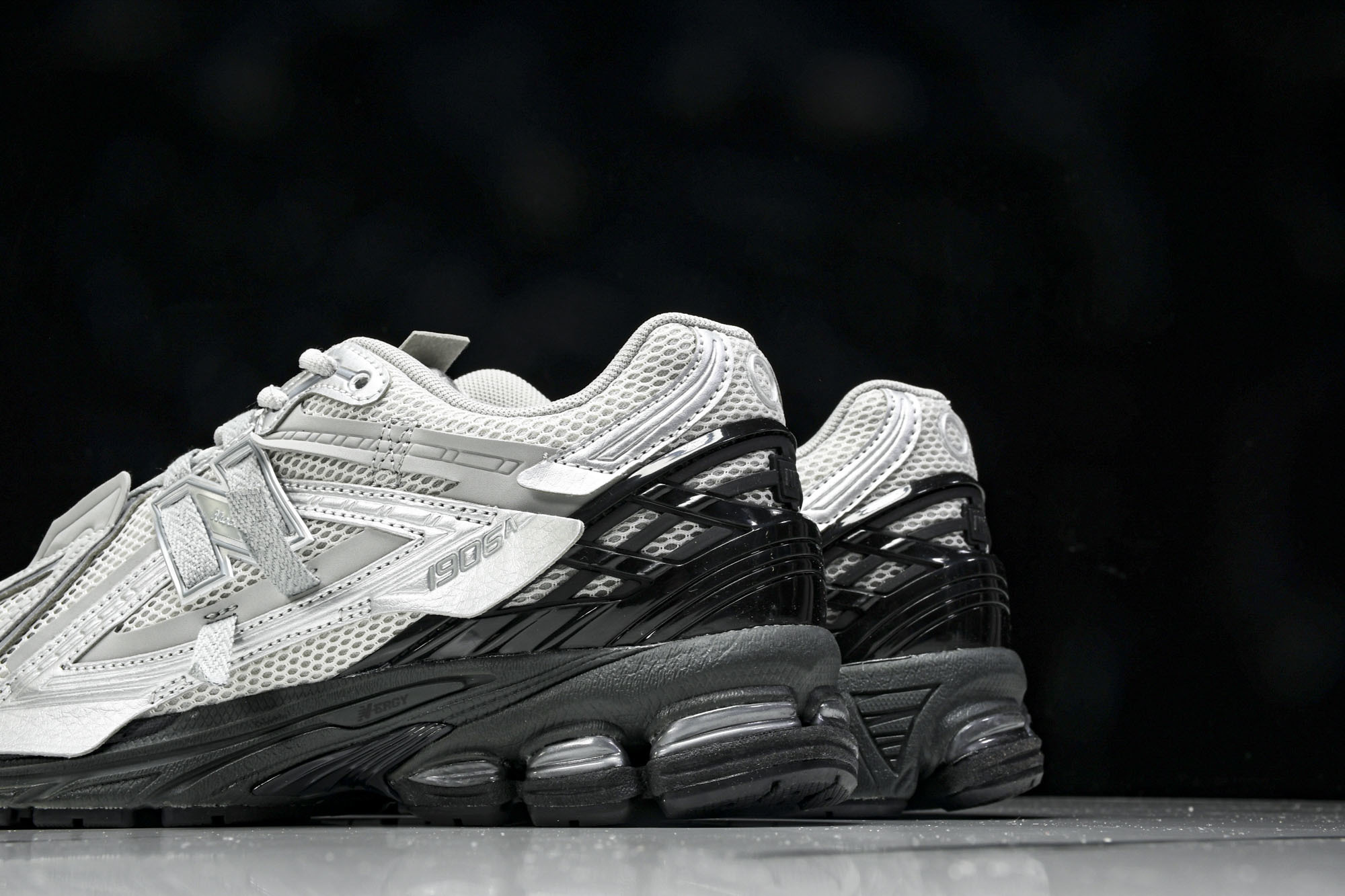 New Balance 1906系列复古老爹风休闲运动慢跑鞋 U1906AAF #YZ010#鞋款灵感源