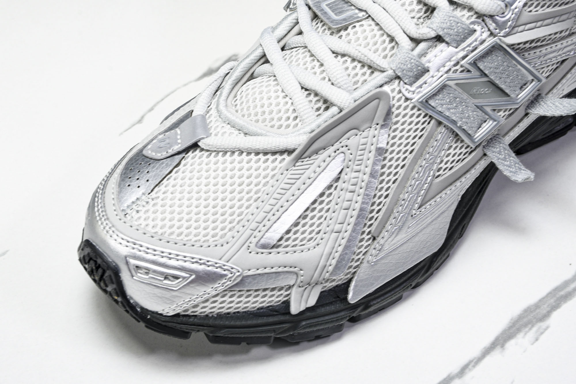 New Balance 1906系列复古老爹风休闲运动慢跑鞋 U1906AAF #YZ010#鞋款灵感源