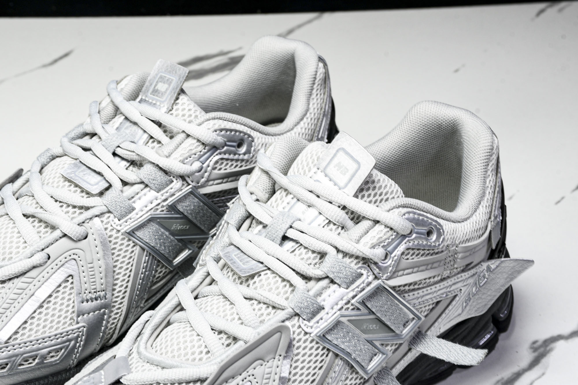 New Balance 1906系列复古老爹风休闲运动慢跑鞋 U1906AAF #YZ010#鞋款灵感源