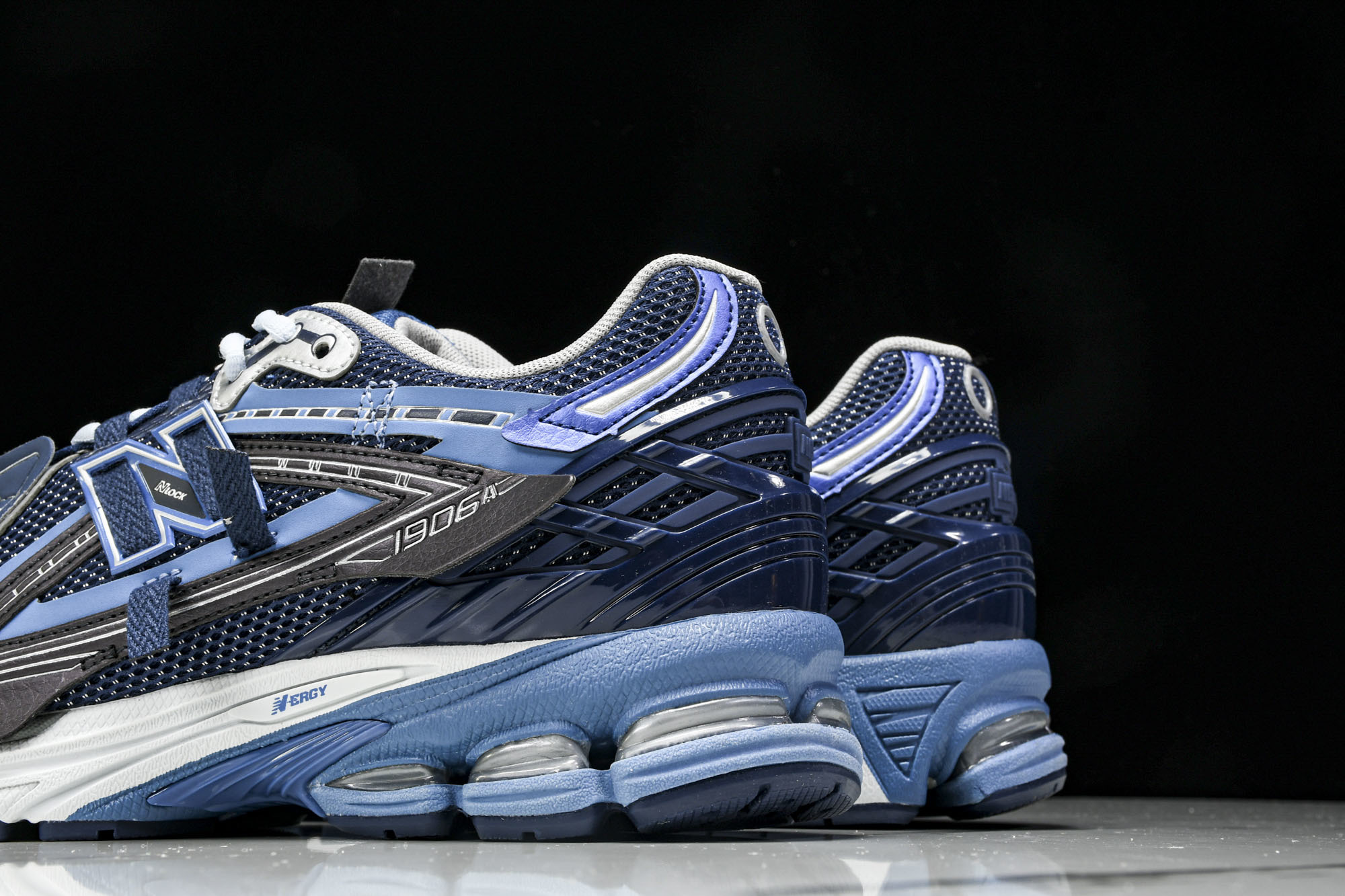 New Balance 1906系列复古老爹风休闲运动慢跑鞋 U1906AB #YZ010#鞋款灵感源自