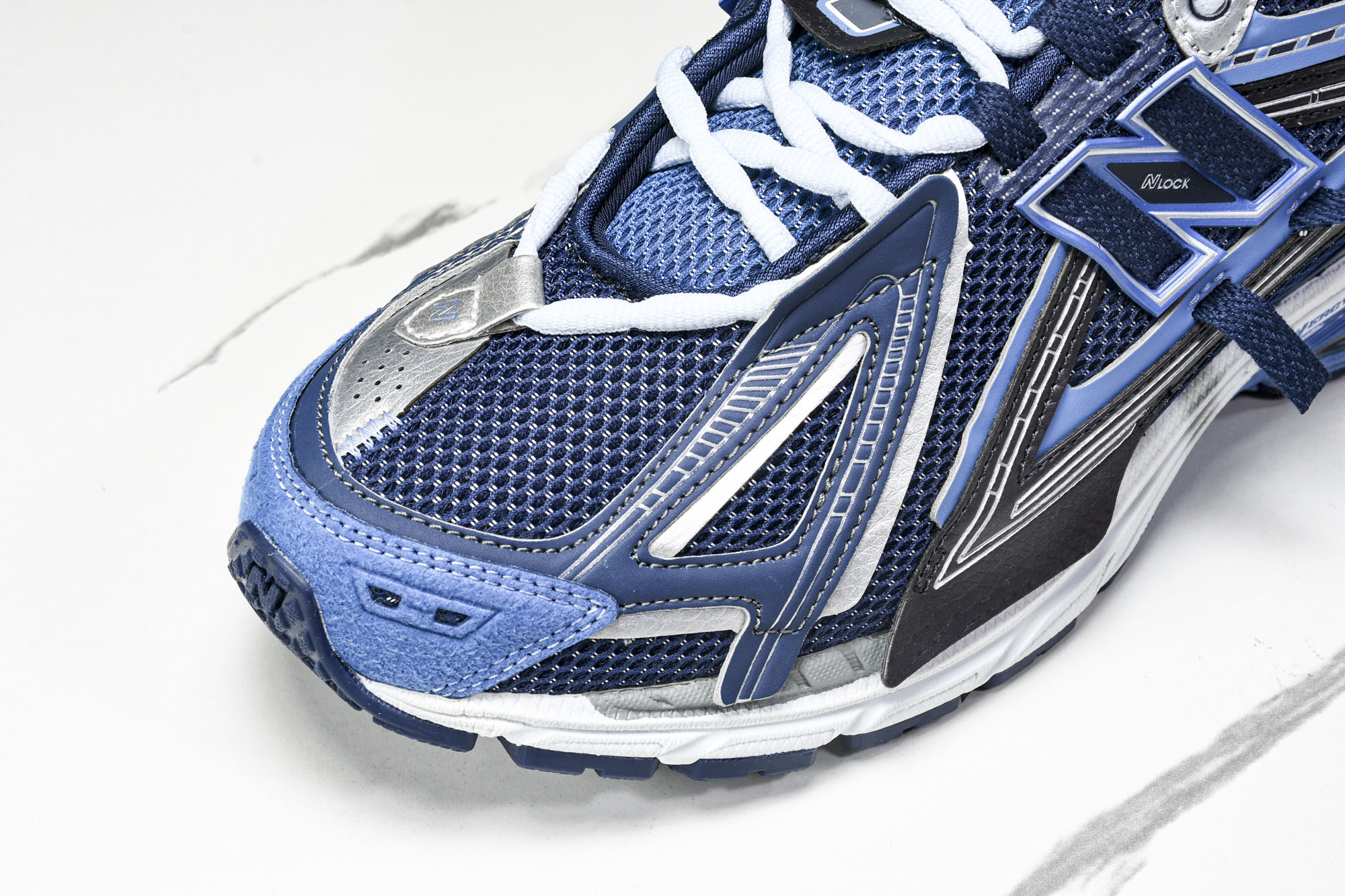 New Balance 1906系列复古老爹风休闲运动慢跑鞋 U1906AB #YZ010#鞋款灵感源自
