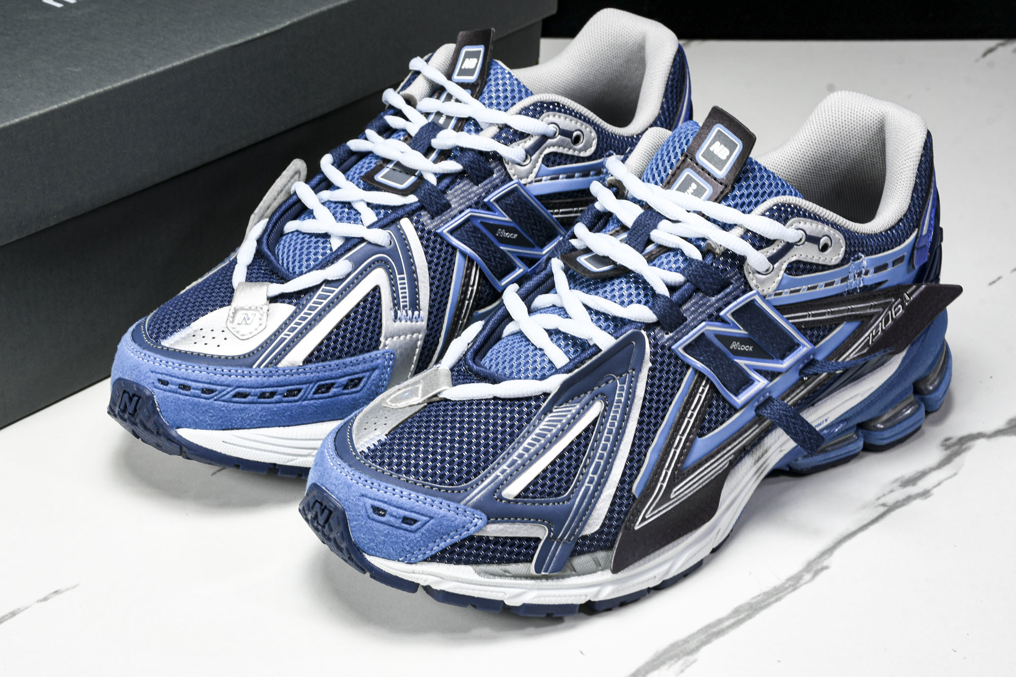 New Balance 1906系列复古老爹风休闲运动慢跑鞋 U1906AB #YZ010#鞋款灵感源自