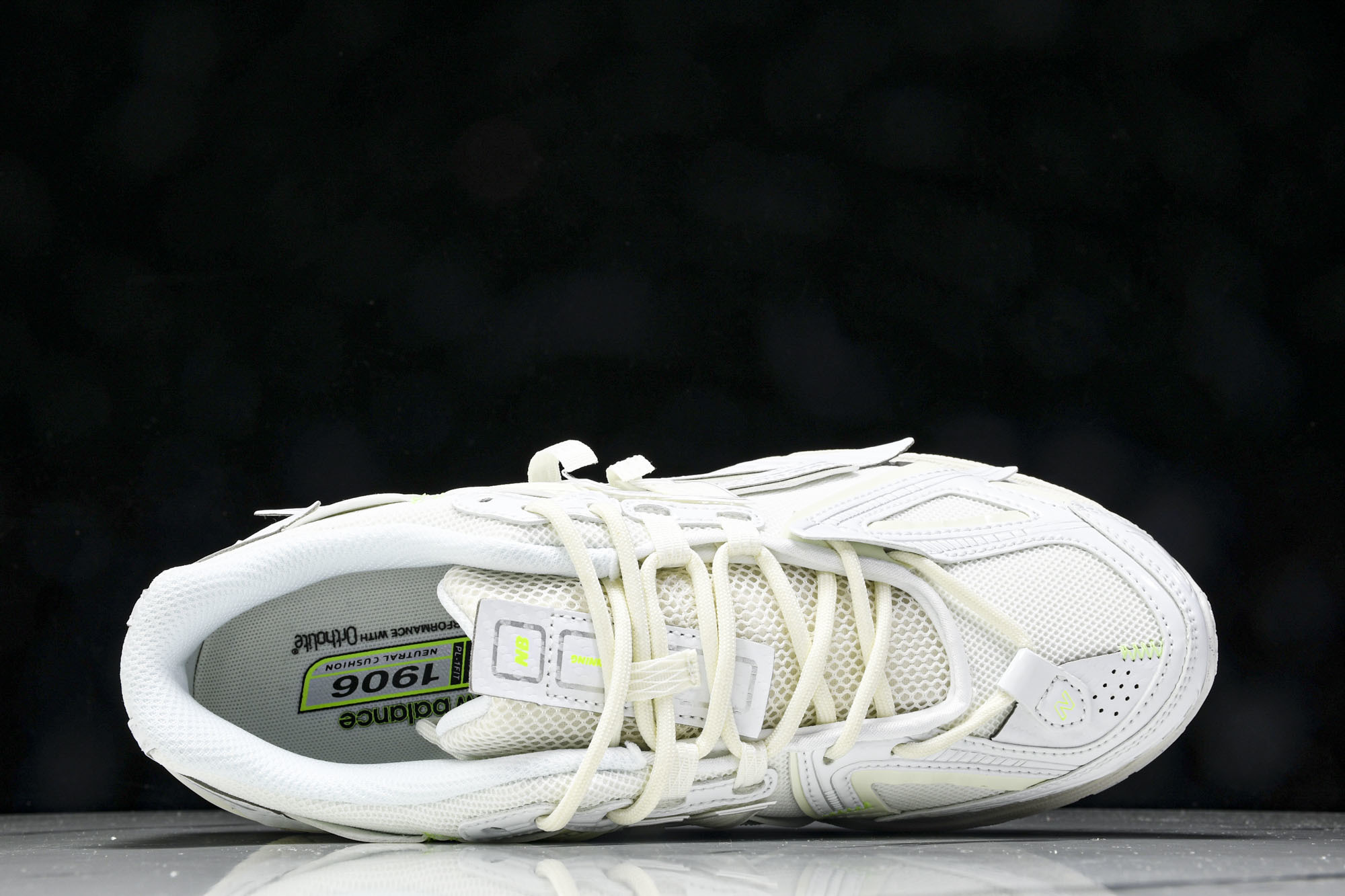 New Balance 1906系列复古老爹风休闲运动慢跑鞋 U1906AE #YZ010#鞋款灵感源自