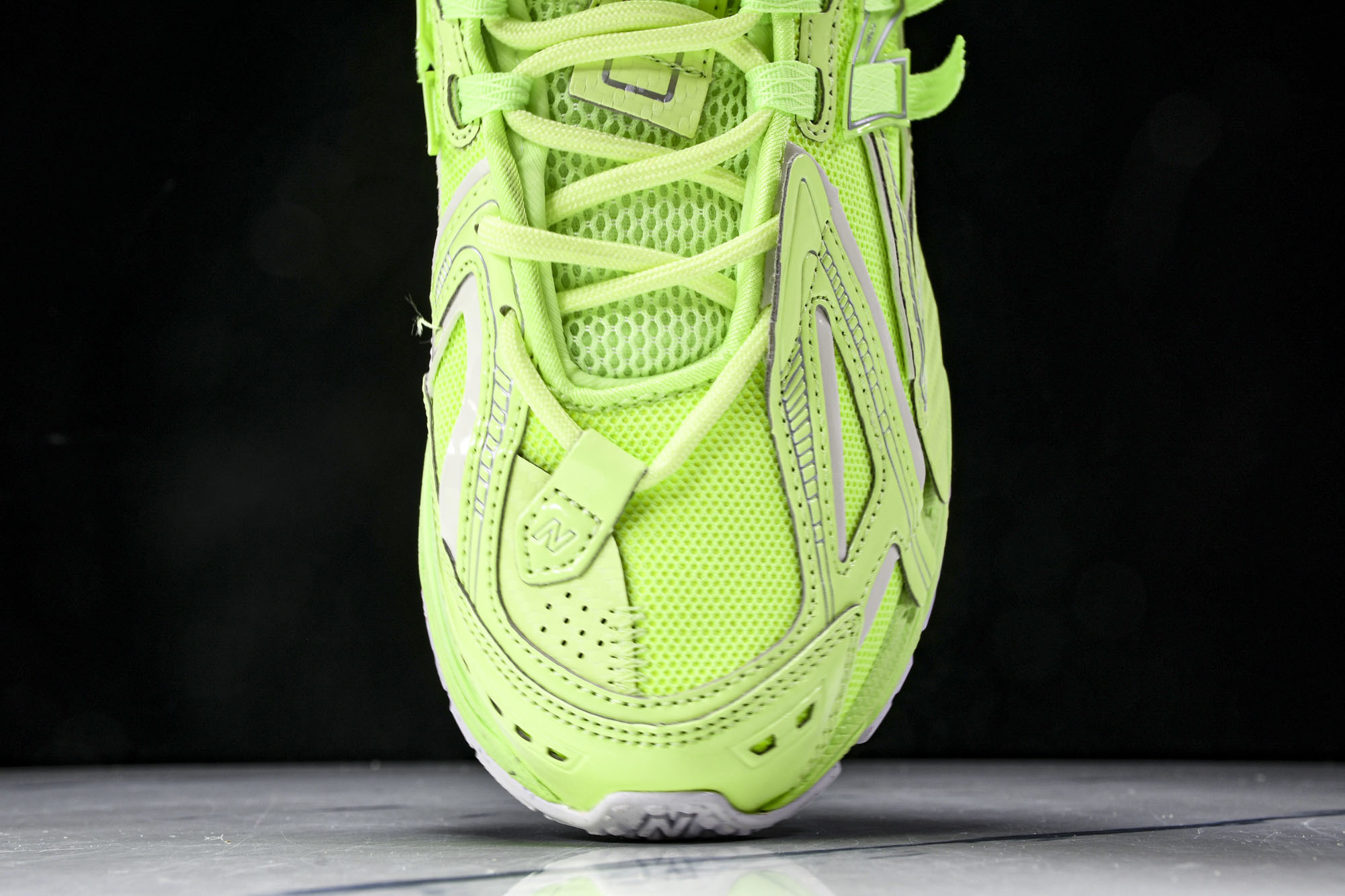 New Balance 1906系列复古老爹风休闲运动慢跑鞋 U1906AF #YZ010#鞋款灵感源自