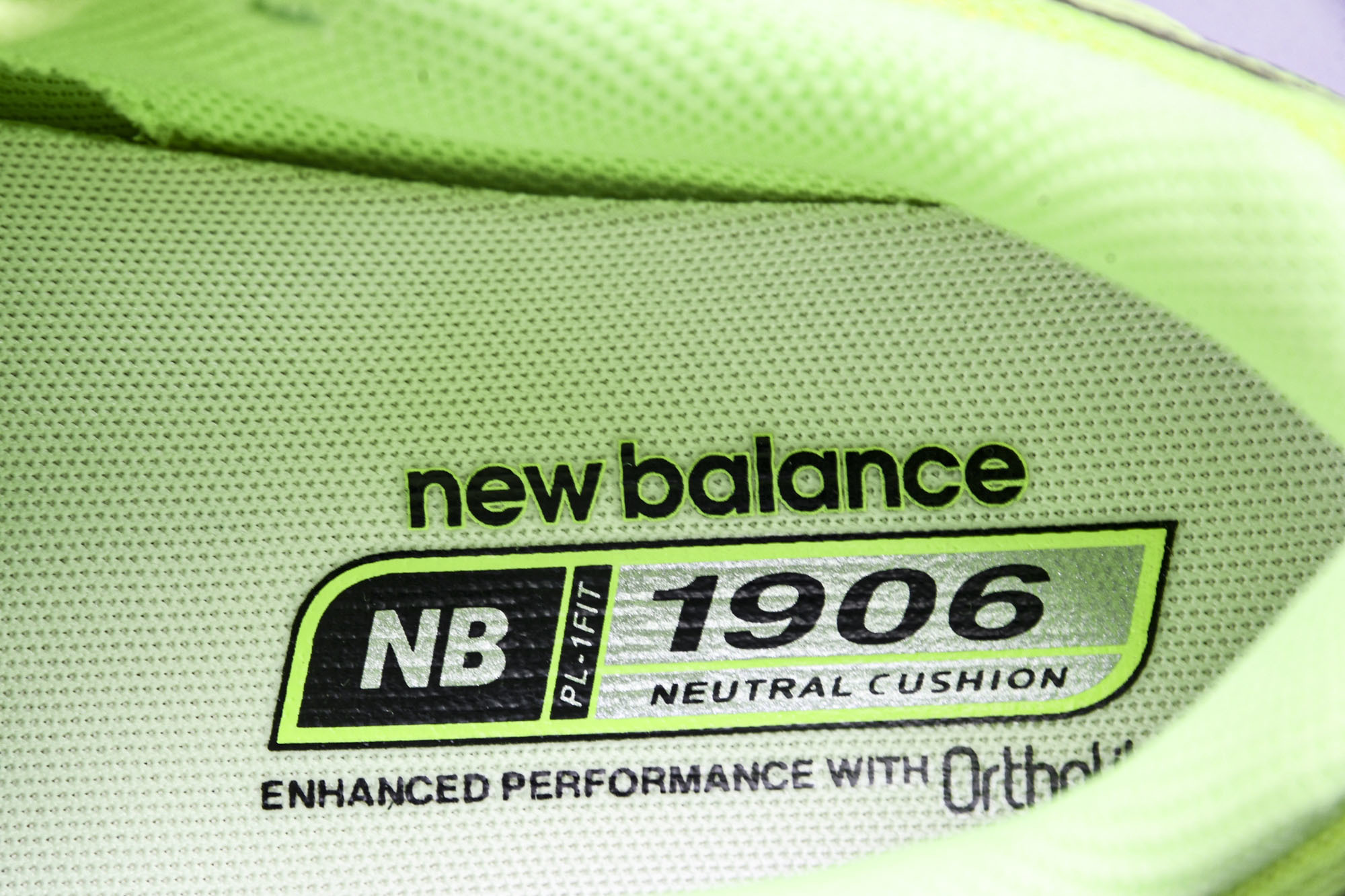 New Balance 1906系列复古老爹风休闲运动慢跑鞋 U1906AF #YZ010#鞋款灵感源自