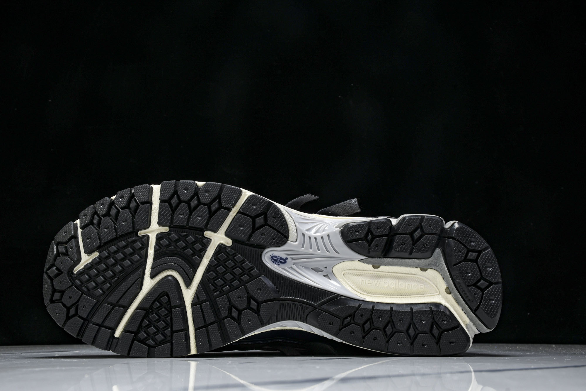 New Balance 1906系列复古老爹风休闲运动慢跑鞋 U1906ANB #YZ010#鞋款灵感源