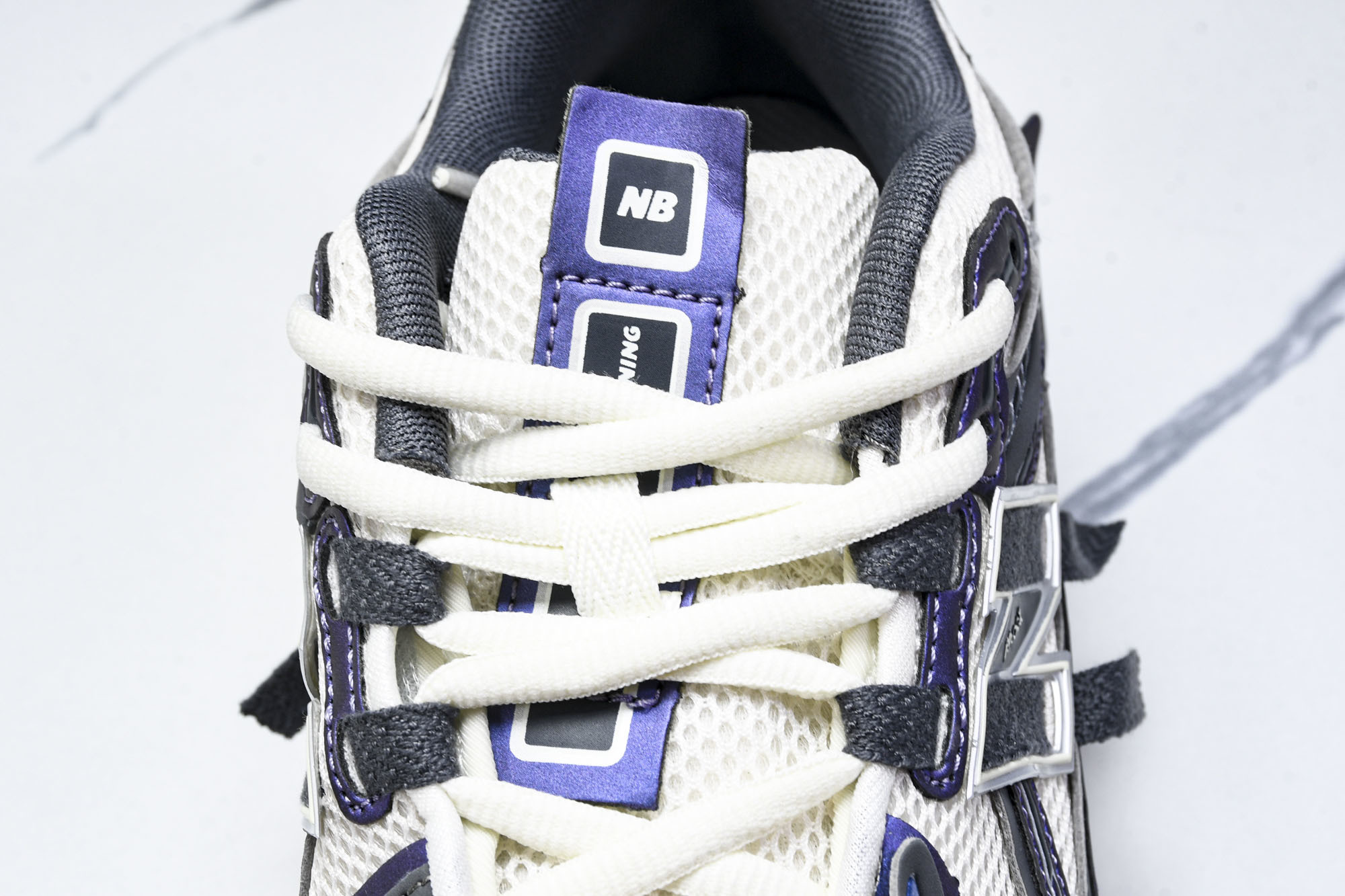 New Balance 1906系列复古老爹风休闲运动慢跑鞋 U1906ANB #YZ010#鞋款灵感源
