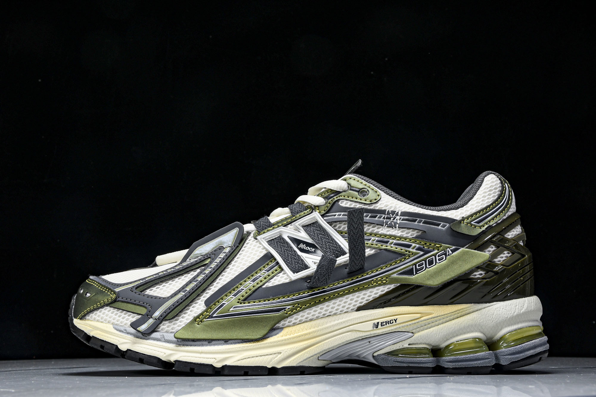 New Balance 1906系列复古老爹风休闲运动慢跑鞋 U1906ANC #YZ010#鞋款灵感源