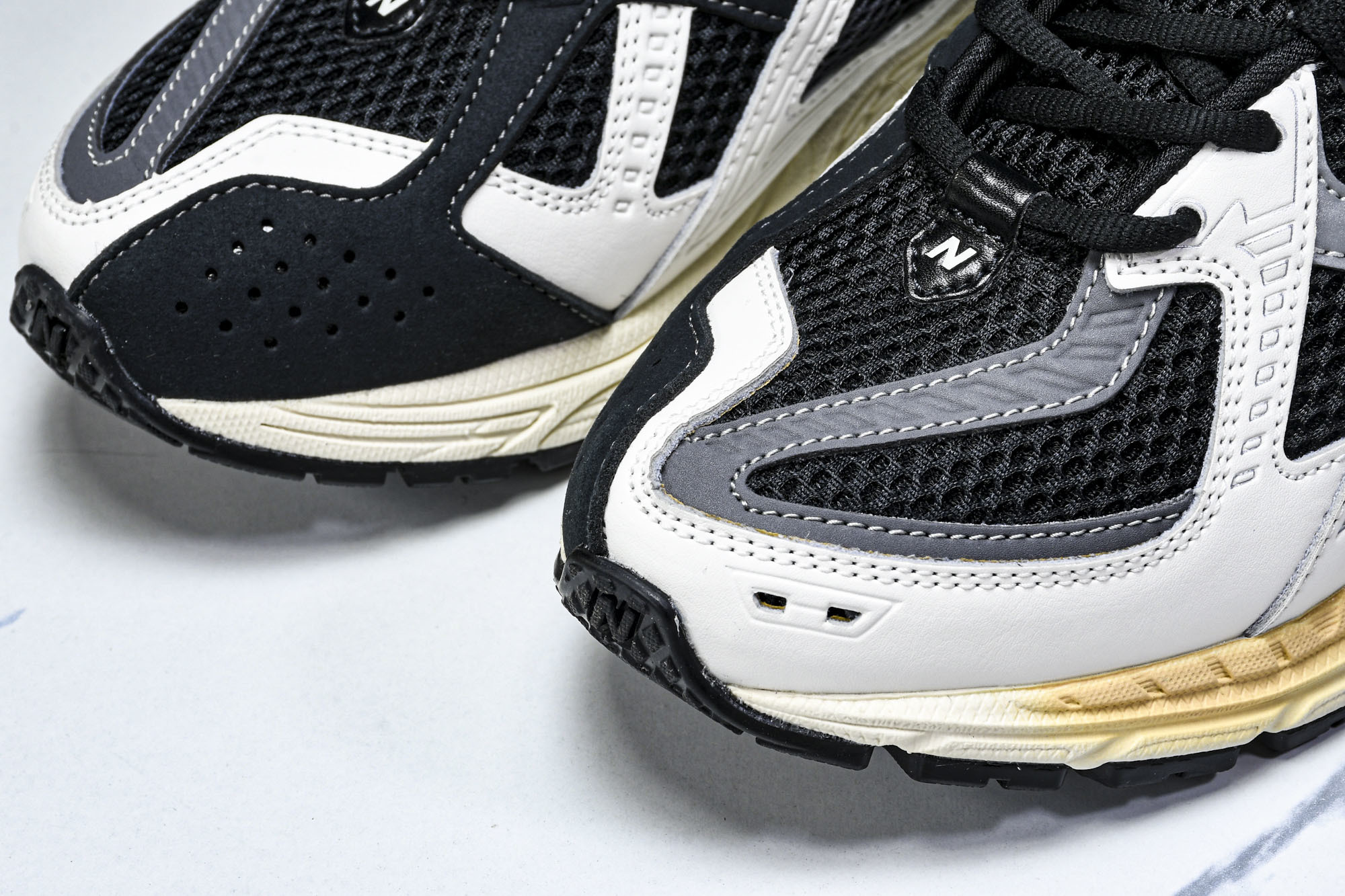 New Balance 1906系列复古老爹风休闲运动慢跑鞋 U1906NC #YZ010#鞋款灵感源自