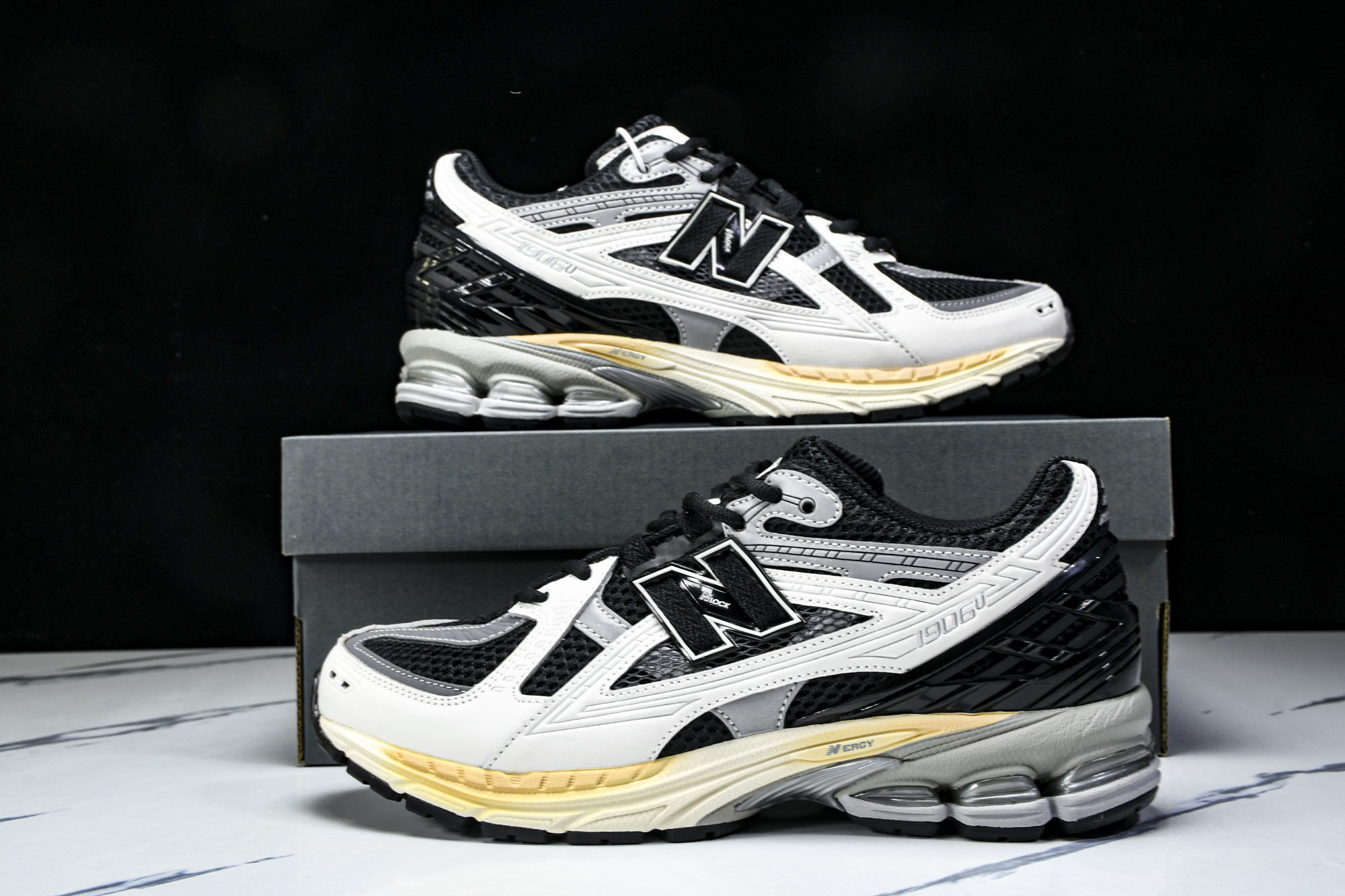New Balance 1906系列复古老爹风休闲运动慢跑鞋 U1906NC #YZ010#鞋款灵感源自