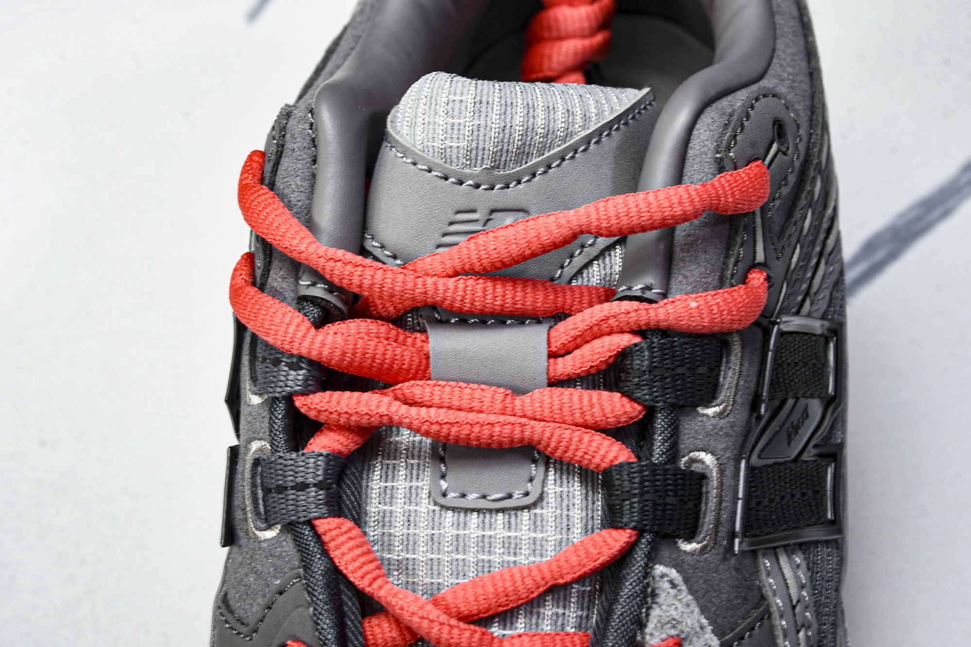 New Balance 1906系列复古老爹风休闲运动慢跑鞋 U1906NGC #YZ010#鞋款灵感源