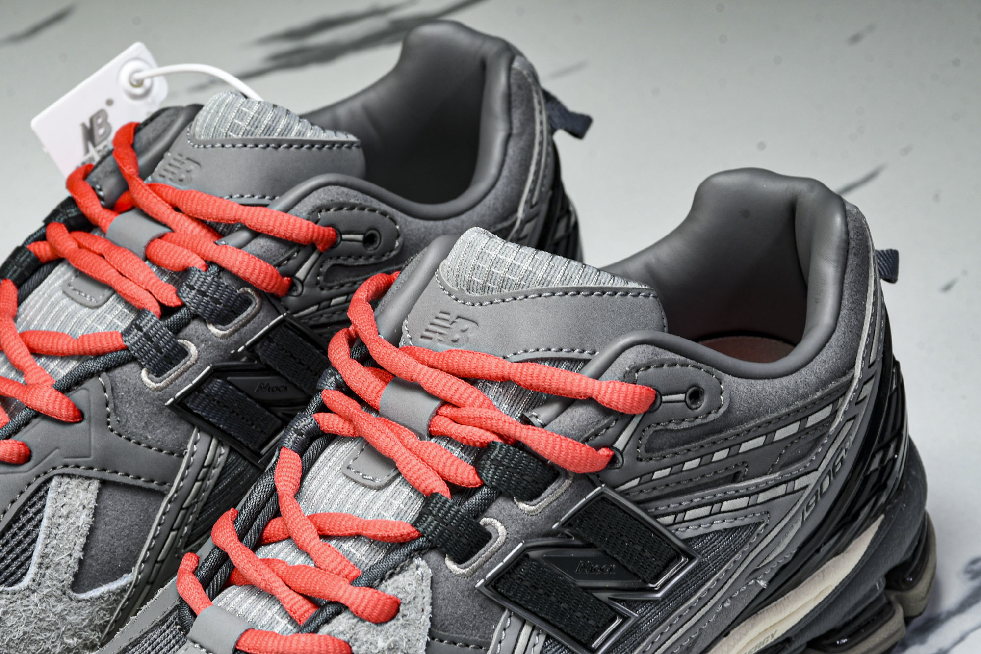 New Balance 1906系列复古老爹风休闲运动慢跑鞋 U1906NGC #YZ010#鞋款灵感源
