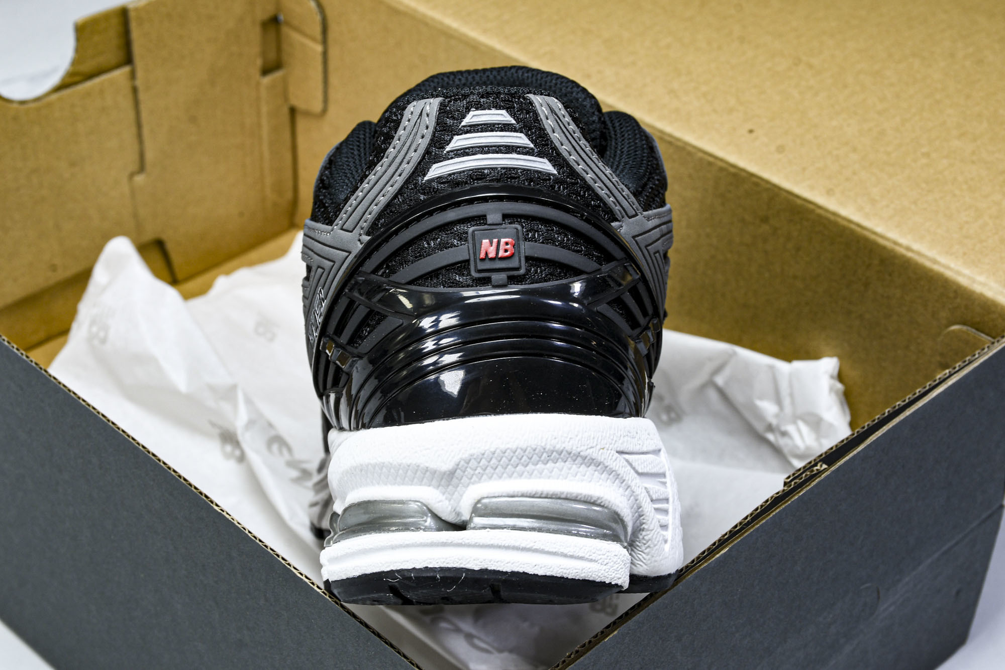 New Balance 1906系列复古老爹风休闲运动慢跑鞋 U1906RCB #YZ010#鞋款灵感源
