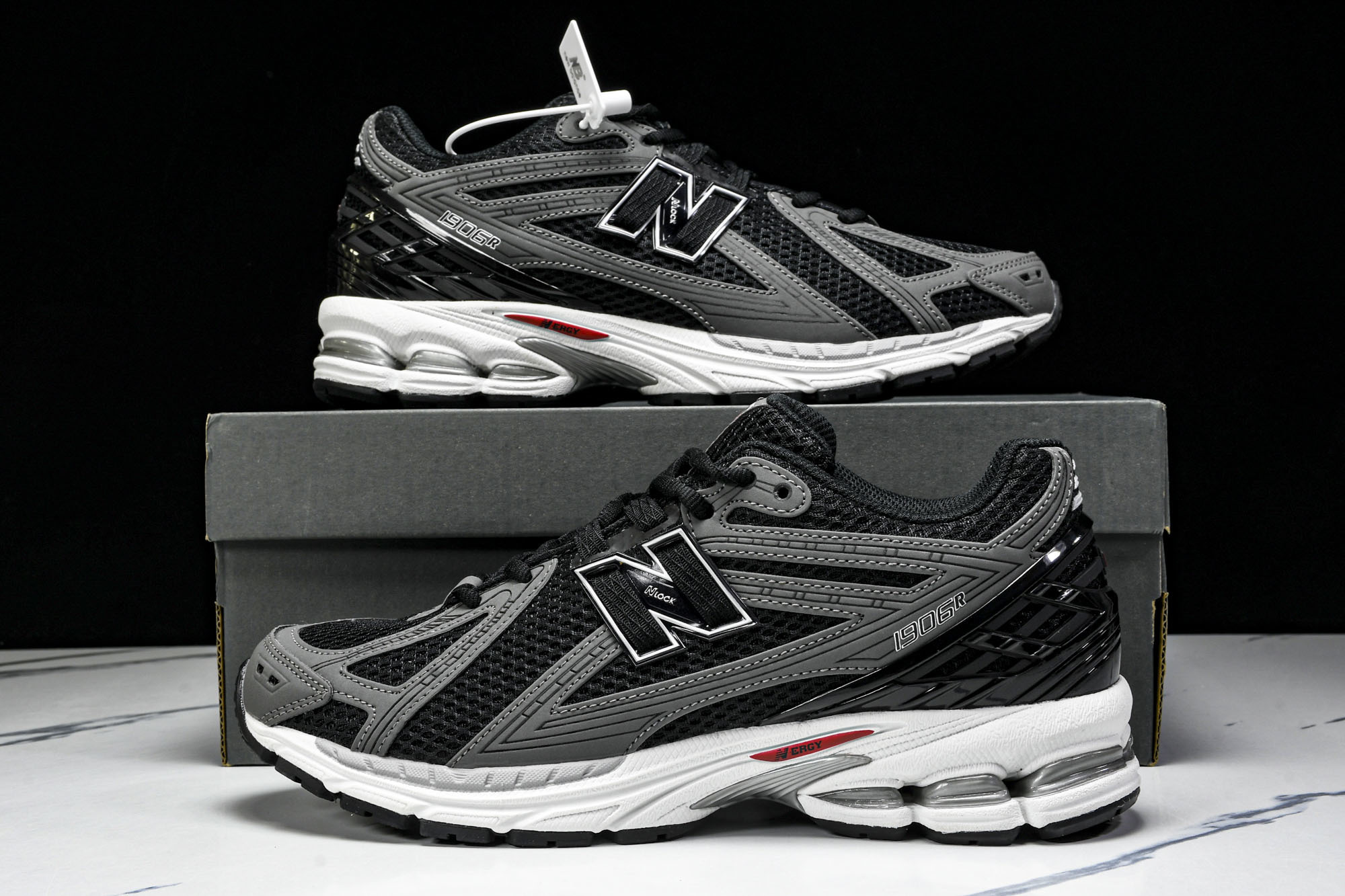 New Balance 1906系列复古老爹风休闲运动慢跑鞋 U1906RCB #YZ010#鞋款灵感源