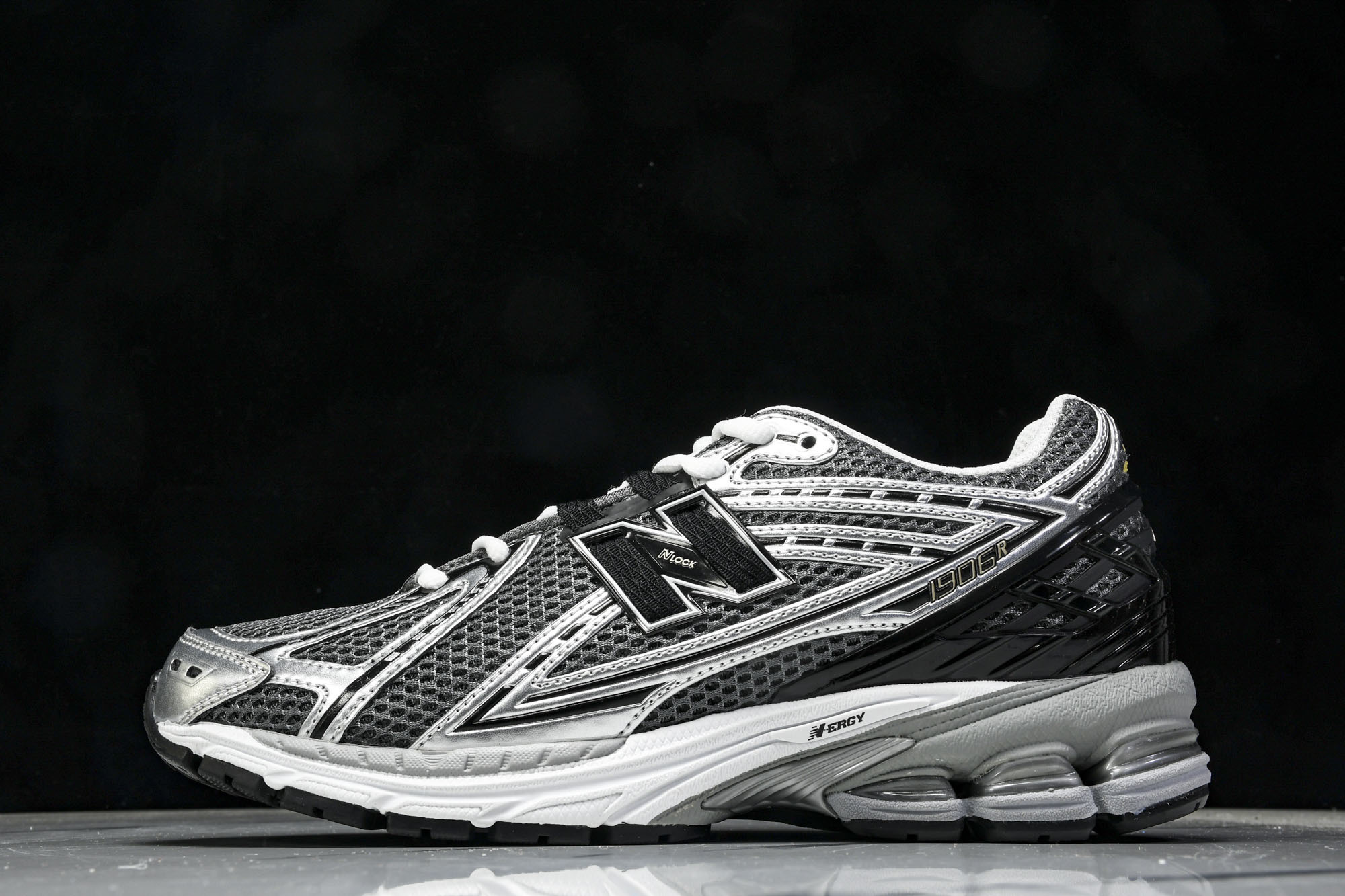 New Balance 1906系列复古老爹风休闲运动慢跑鞋 U1906RCG #YZ010#鞋款灵感源