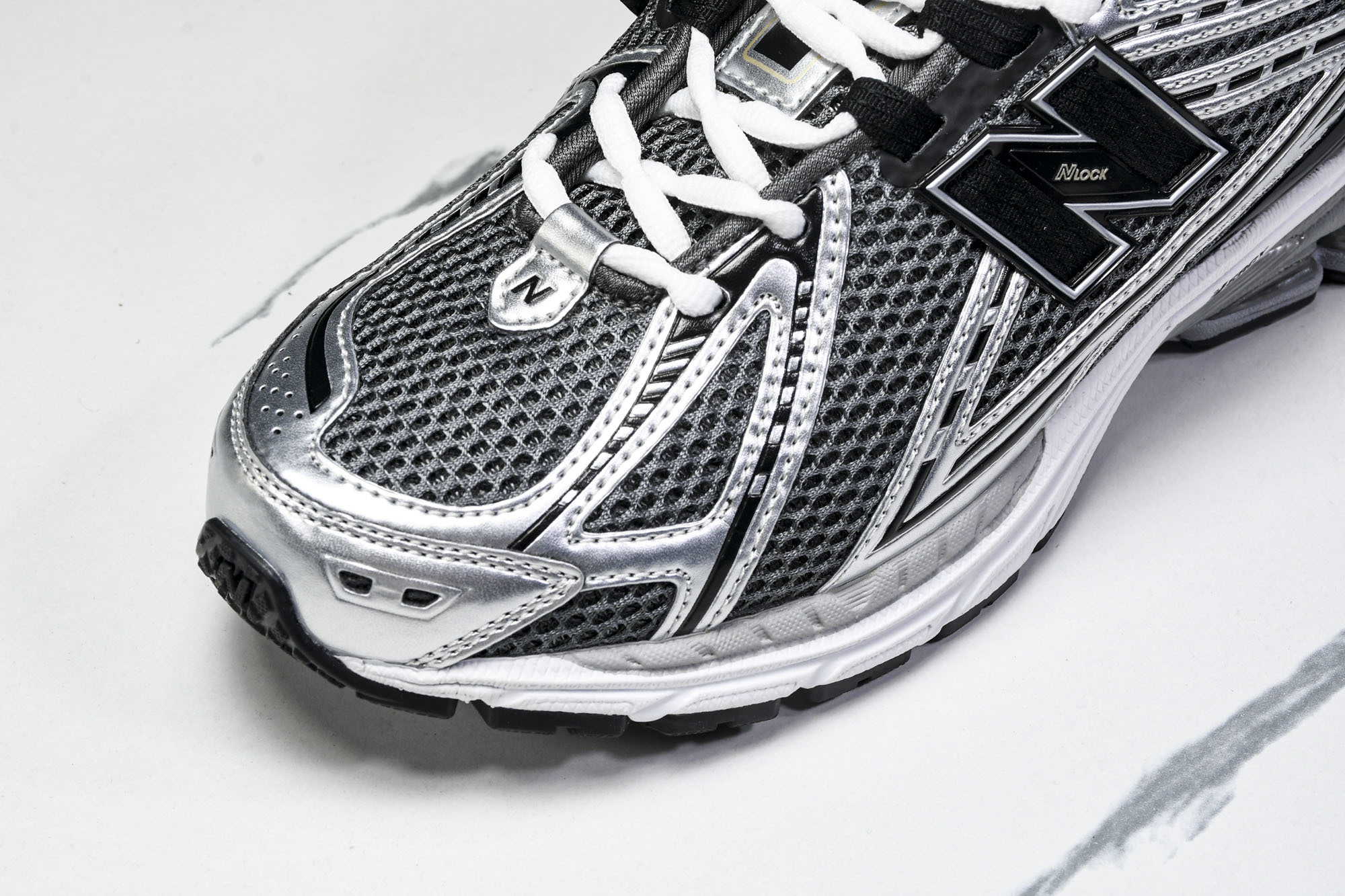 New Balance 1906系列复古老爹风休闲运动慢跑鞋 U1906RCG #YZ010#鞋款灵感源