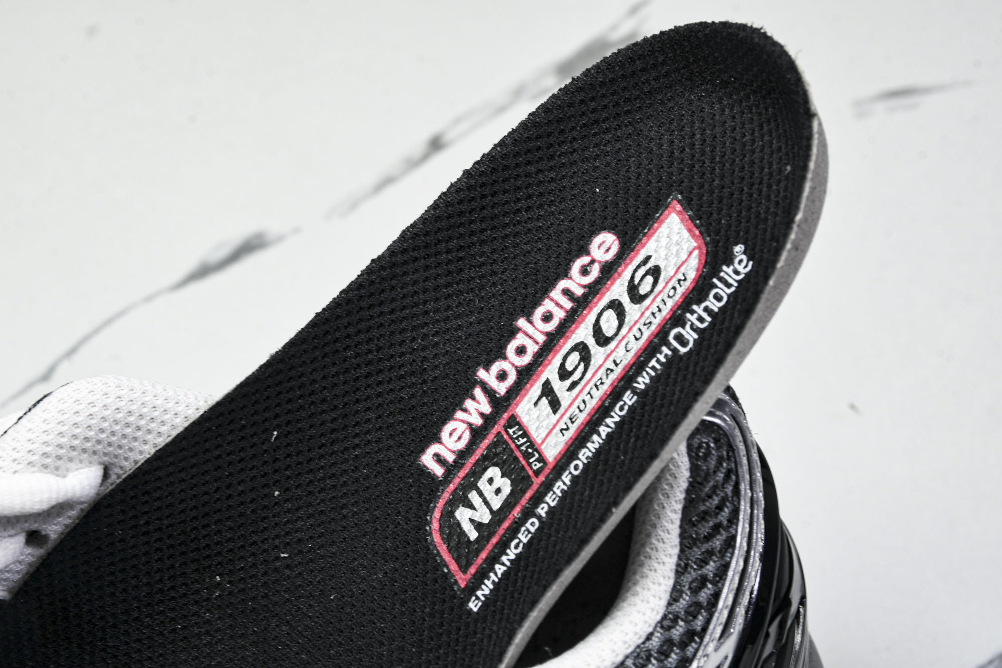 New Balance 1906系列复古老爹风休闲运动慢跑鞋 U1906RCG #YZ010#鞋款灵感源