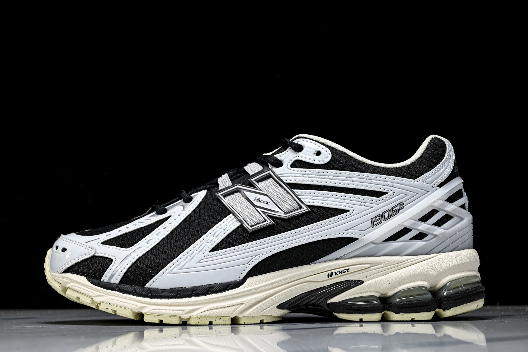 New Balance 1906系列复古老爹风休闲运动慢跑鞋 U1906RCI #YZ010#鞋款灵感源