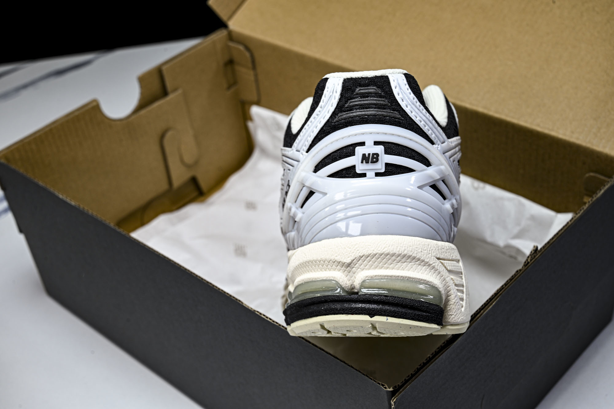 New Balance 1906系列复古老爹风休闲运动慢跑鞋 U1906RCI #YZ010#鞋款灵感源
