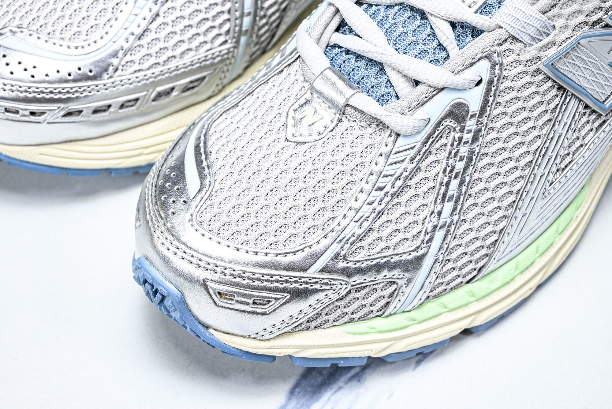 New Balance 1906系列复古老爹风休闲运动慢跑鞋 U1906RCR #YZ010#鞋款灵感源