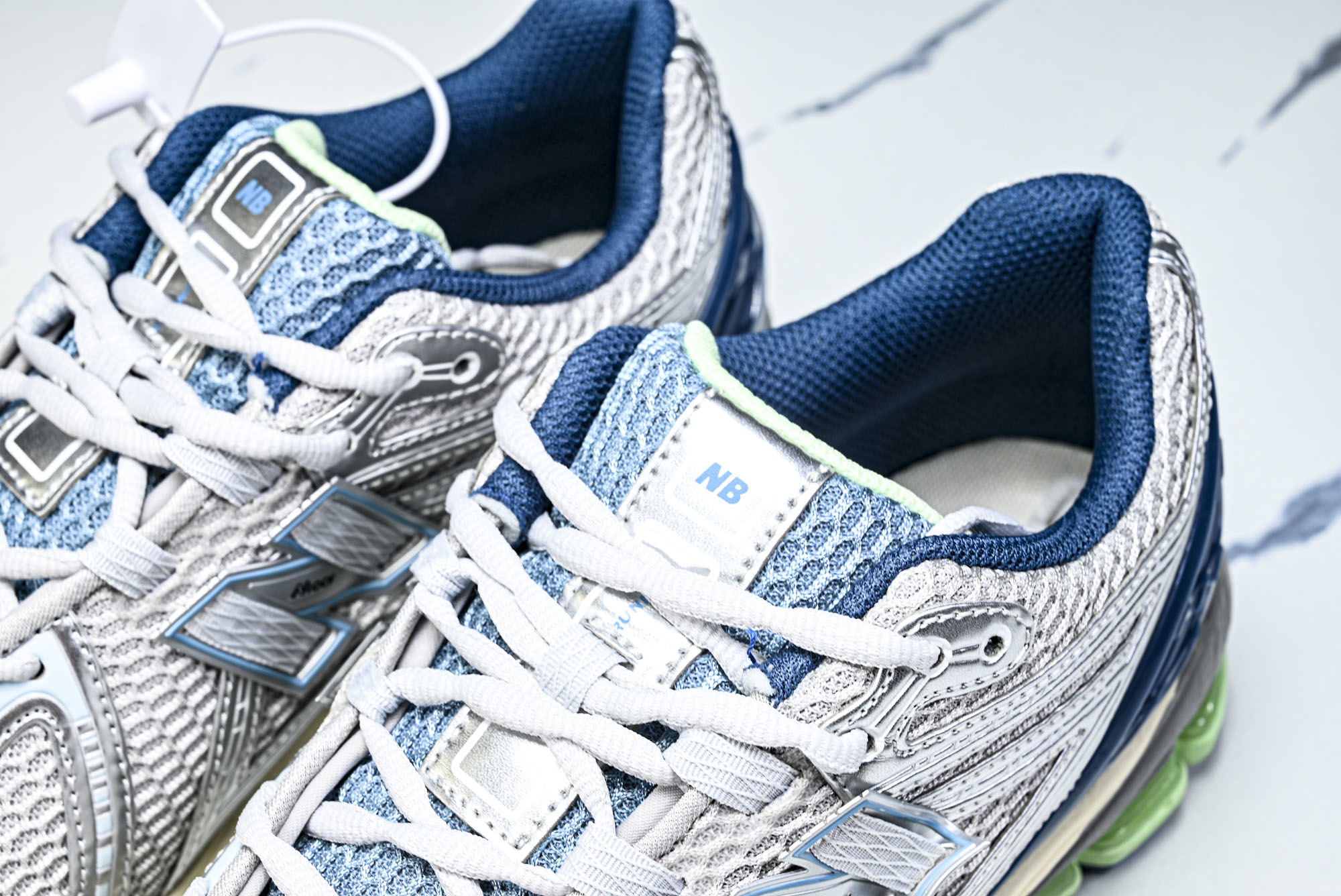 New Balance 1906系列复古老爹风休闲运动慢跑鞋 U1906RCR #YZ010#鞋款灵感源