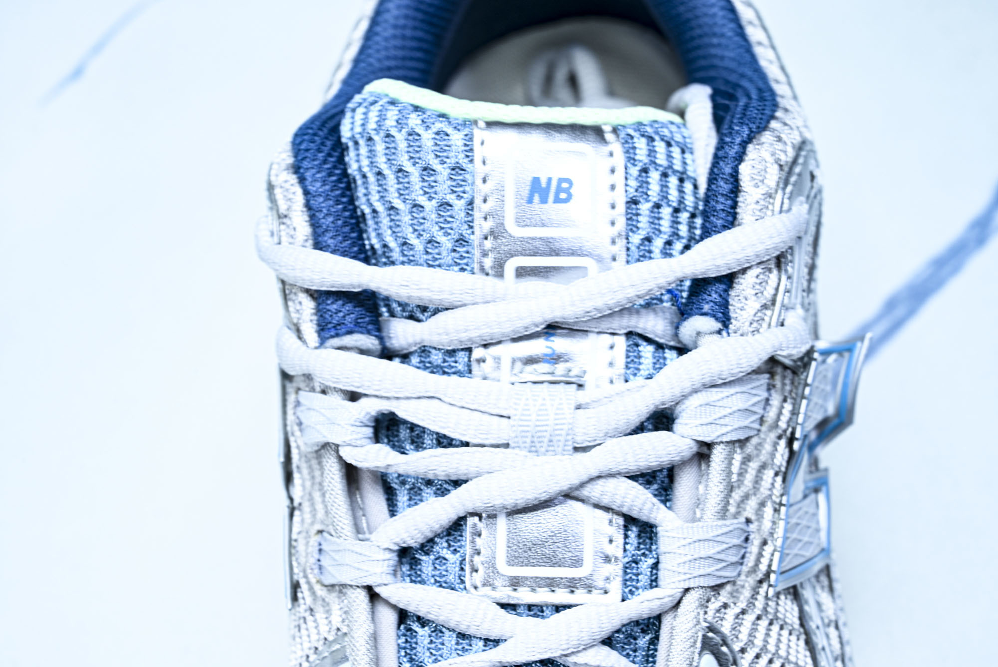 New Balance 1906系列复古老爹风休闲运动慢跑鞋 U1906RCR #YZ010#鞋款灵感源