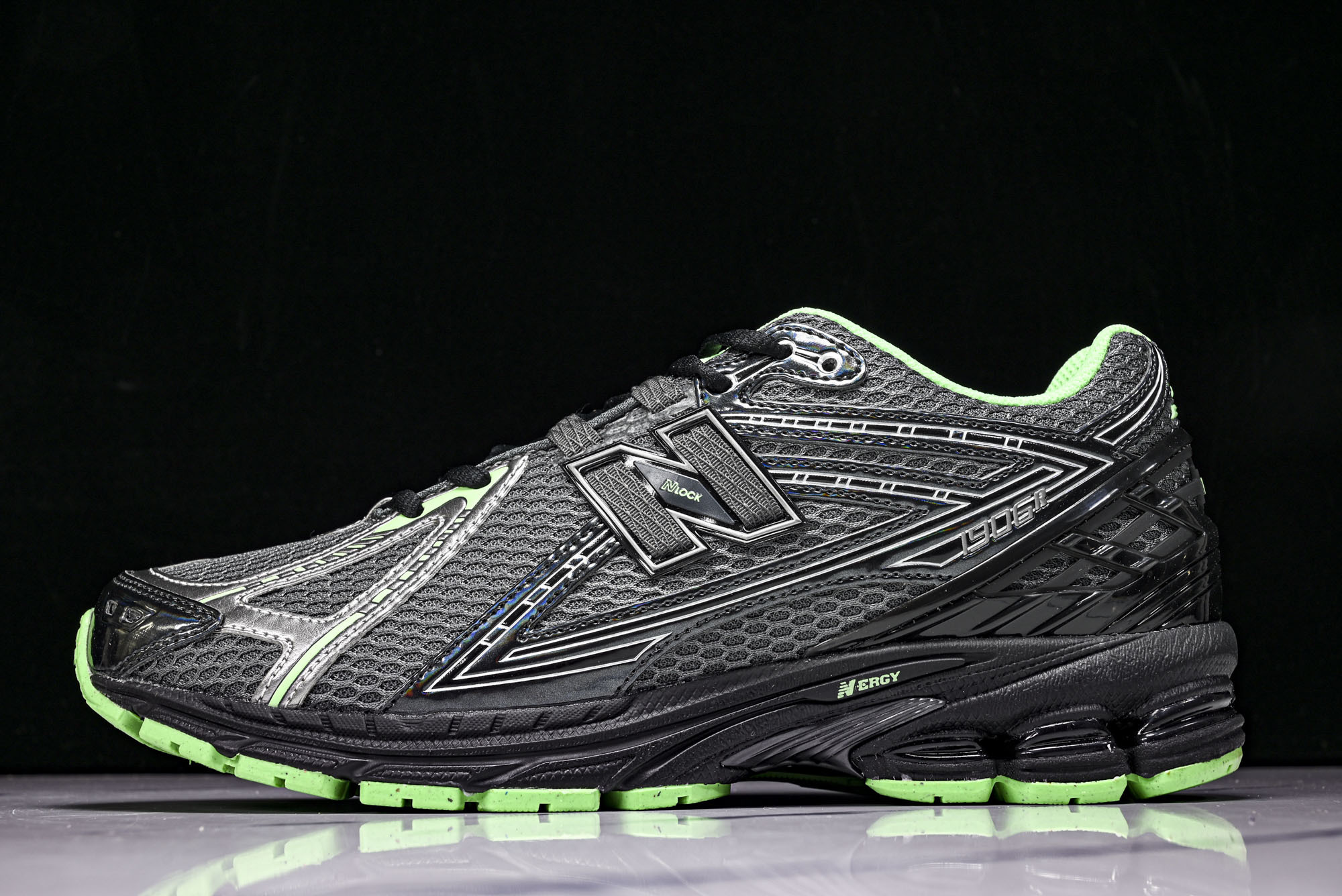 New Balance 1906系列复古老爹风休闲运动慢跑鞋 U1906RCT #YZ010#鞋款灵感源
