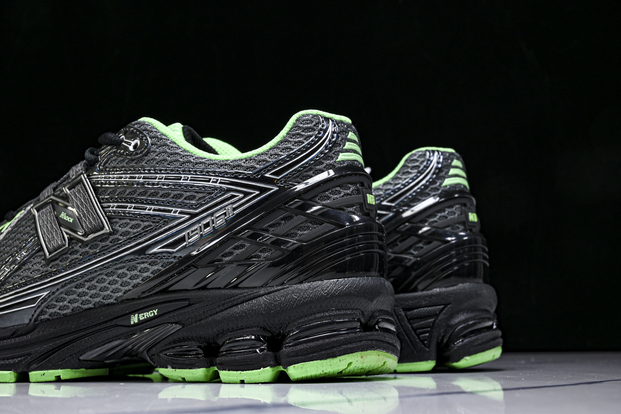 New Balance 1906系列复古老爹风休闲运动慢跑鞋 U1906RCT #YZ010#鞋款灵感源