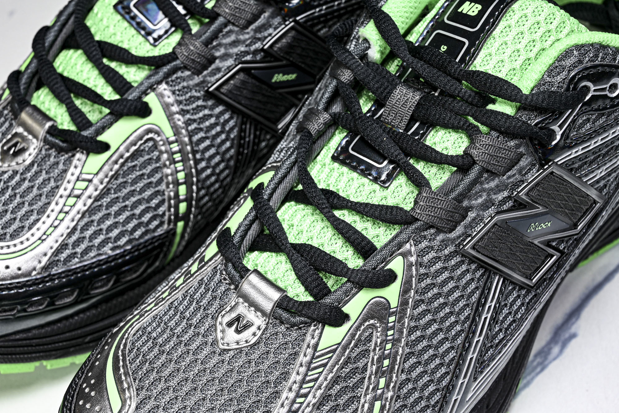 New Balance 1906系列复古老爹风休闲运动慢跑鞋 U1906RCT #YZ010#鞋款灵感源