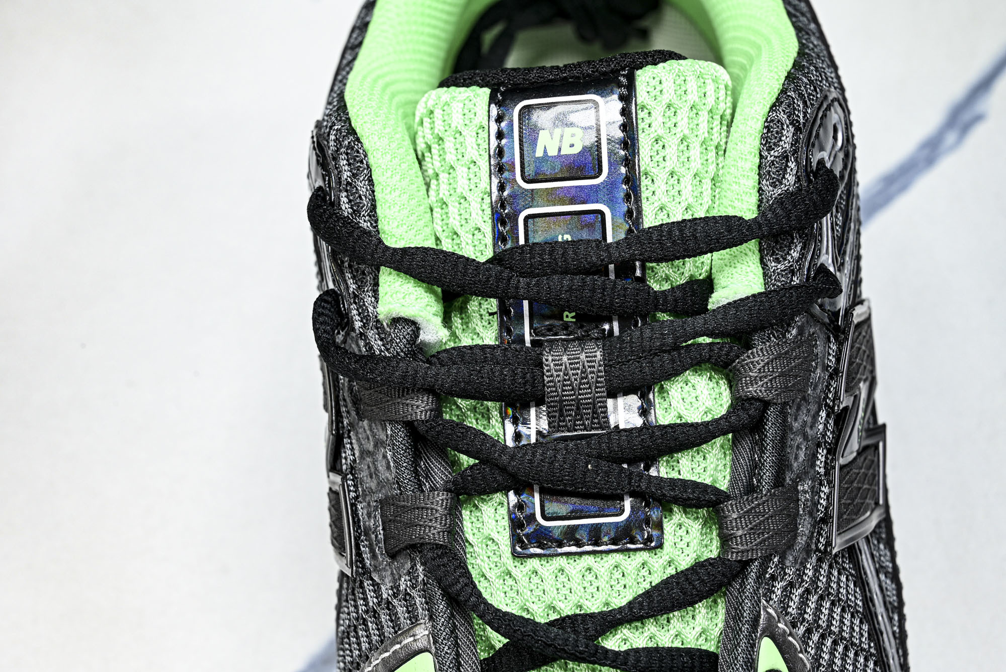 New Balance 1906系列复古老爹风休闲运动慢跑鞋 U1906RCT #YZ010#鞋款灵感源