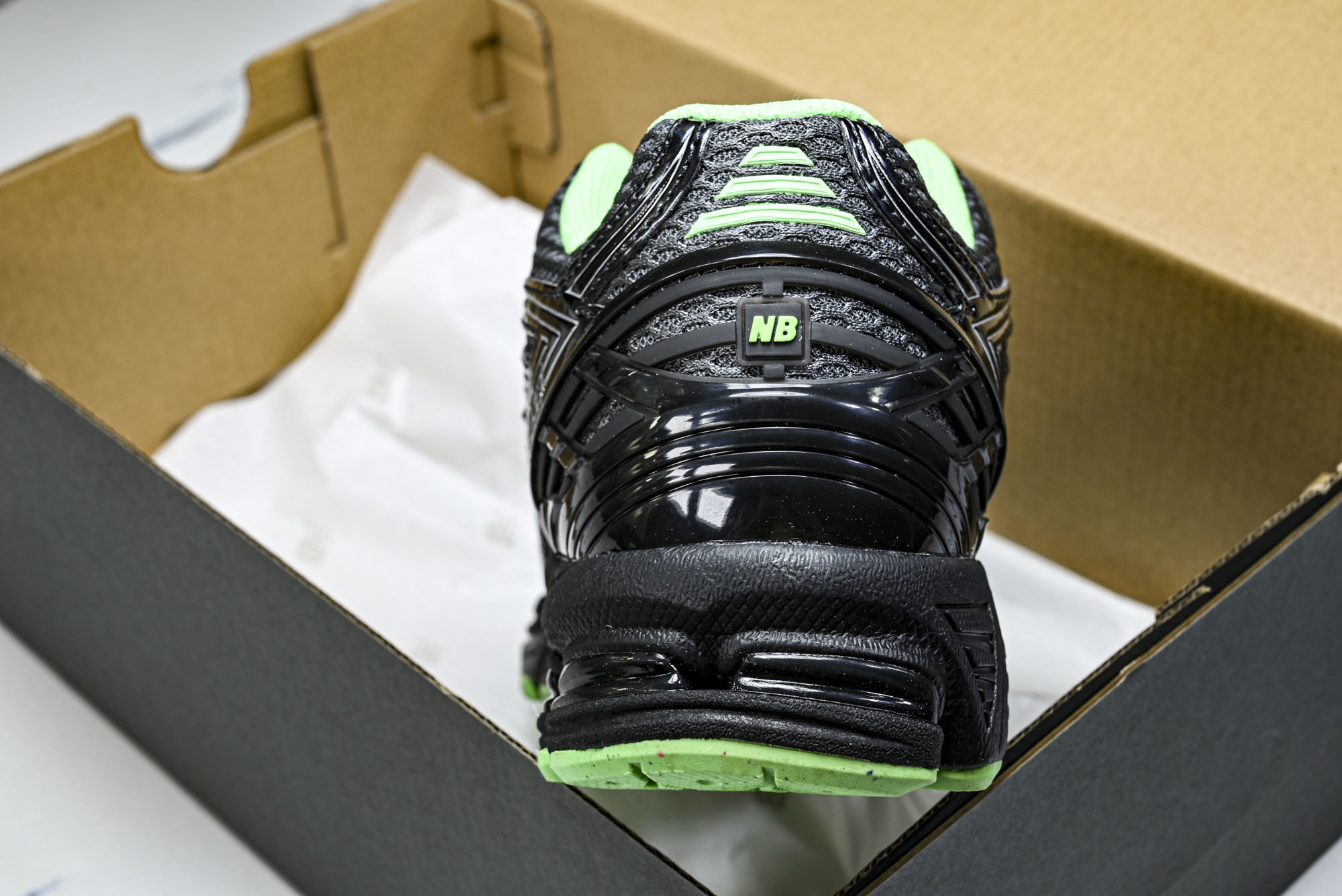 New Balance 1906系列复古老爹风休闲运动慢跑鞋 U1906RCT #YZ010#鞋款灵感源