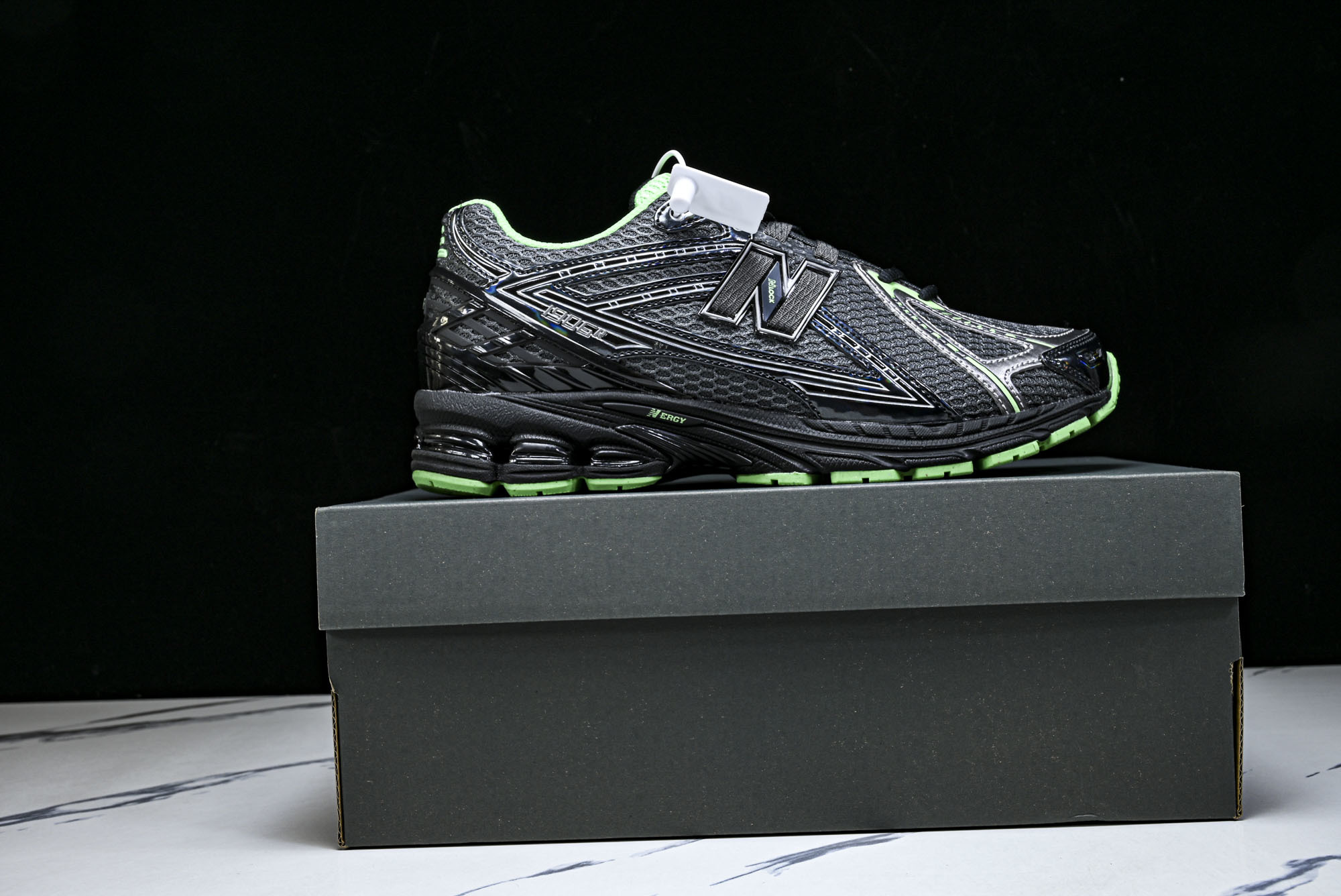 New Balance 1906系列复古老爹风休闲运动慢跑鞋 U1906RCT #YZ010#鞋款灵感源