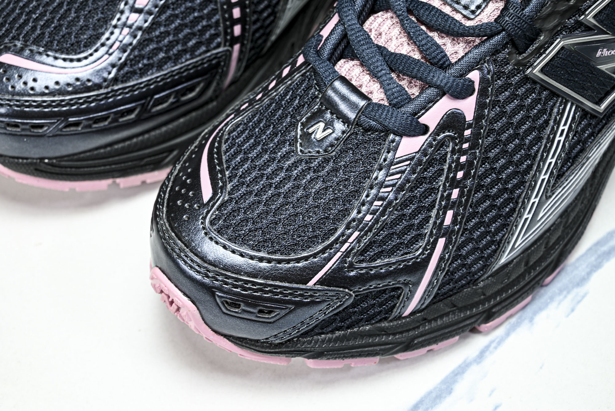 New Balance 1906系列复古老爹风休闲运动慢跑鞋 U1906RCU #YZ010#鞋款灵感源