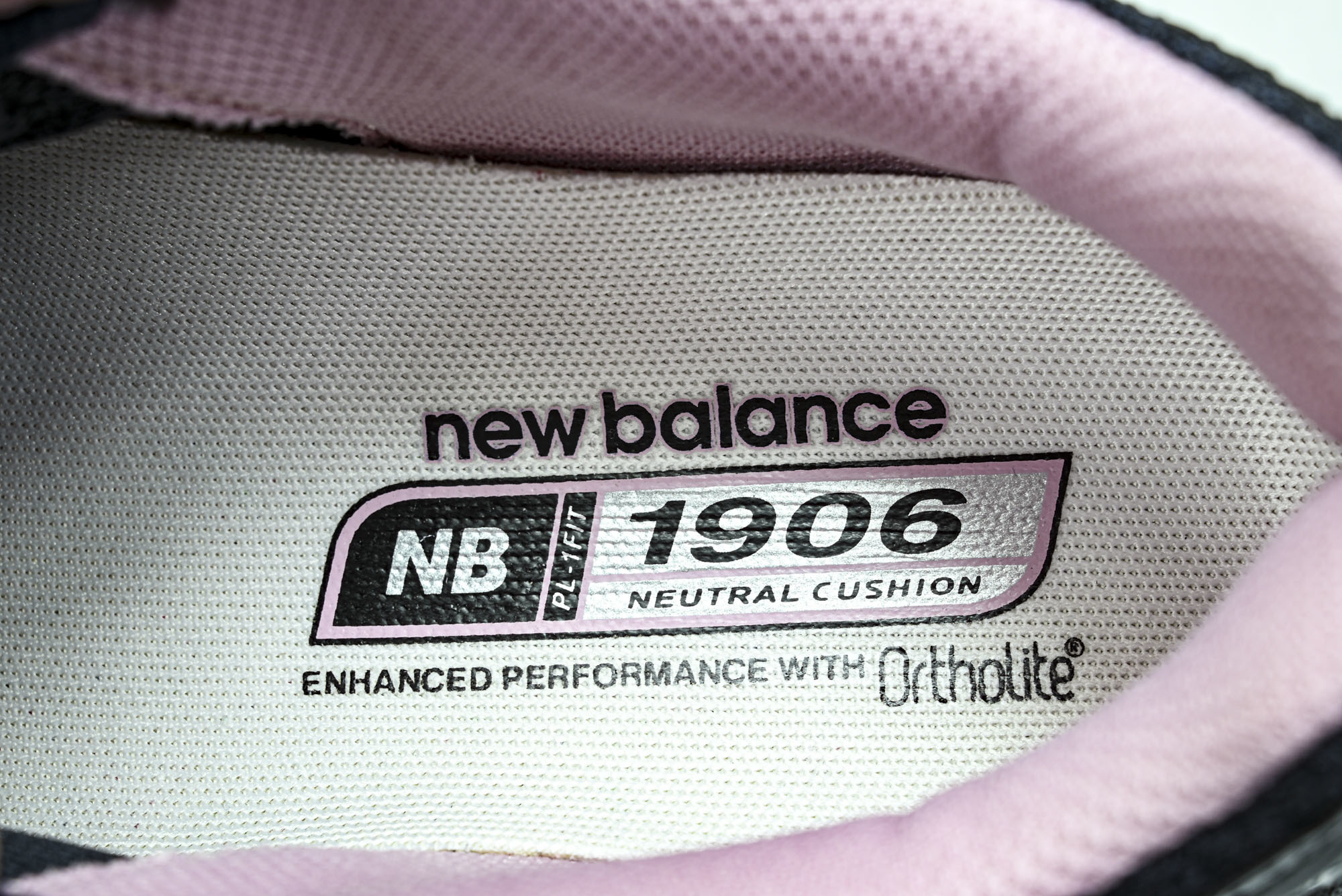 New Balance 1906系列复古老爹风休闲运动慢跑鞋 U1906RCU #YZ010#鞋款灵感源