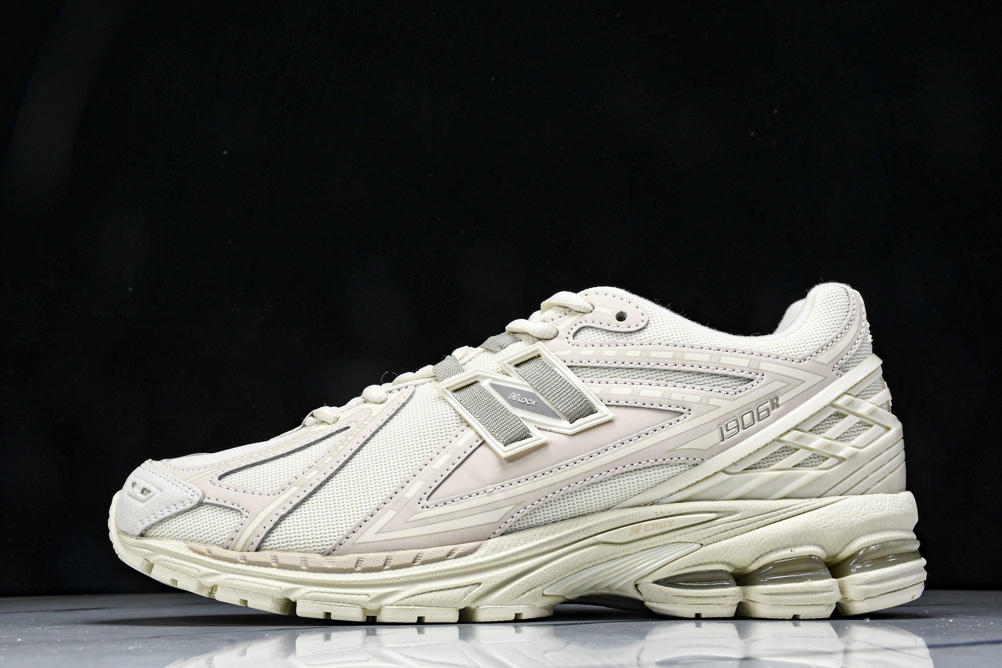 New Balance 1906系列复古老爹风休闲运动慢跑鞋 U1906RLI #YZ01036 36.