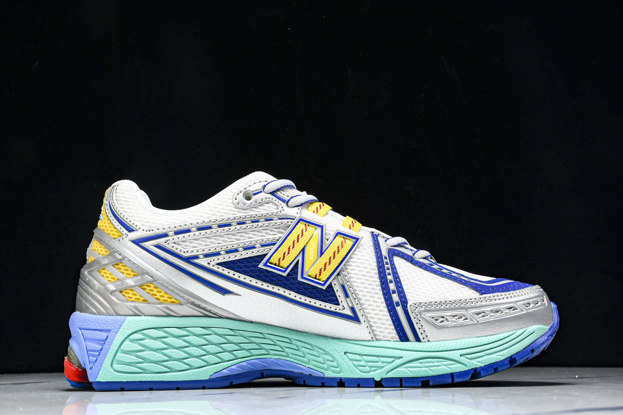 New Balance 1906系列复古老爹风休闲运动慢跑鞋 U1906RMS #YZ010#鞋款灵感源