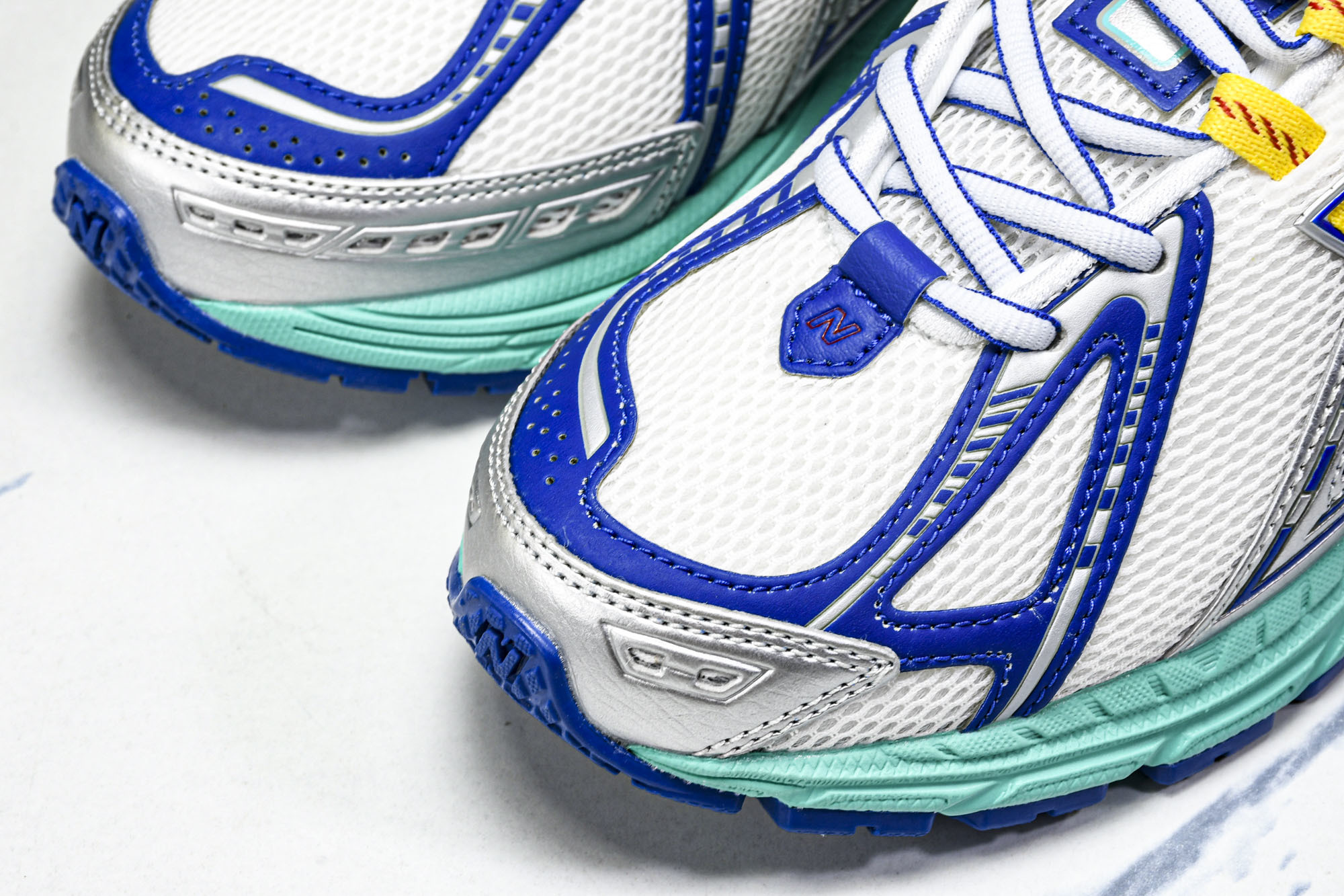 New Balance 1906系列复古老爹风休闲运动慢跑鞋 U1906RMS #YZ010#鞋款灵感源