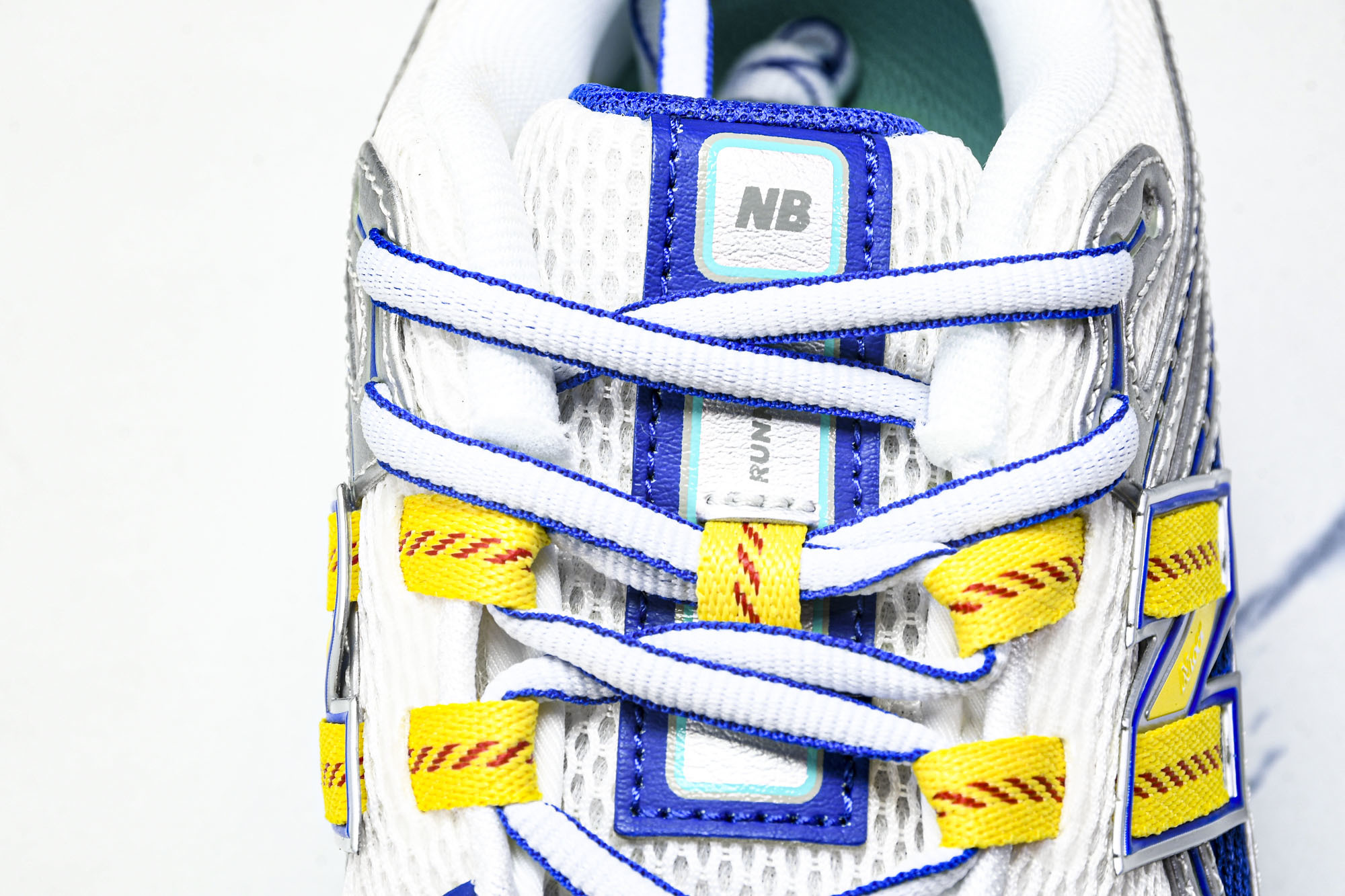 New Balance 1906系列复古老爹风休闲运动慢跑鞋 U1906RMS #YZ010#鞋款灵感源