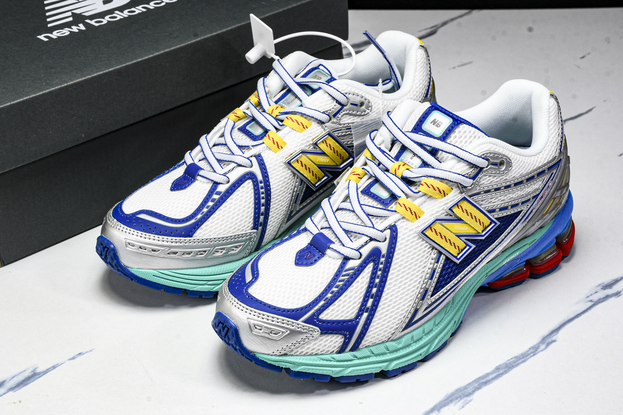 New Balance 1906系列复古老爹风休闲运动慢跑鞋 U1906RMS #YZ010#鞋款灵感源