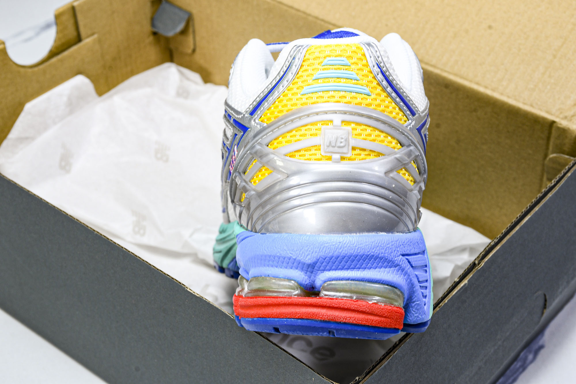 New Balance 1906系列复古老爹风休闲运动慢跑鞋 U1906RMS #YZ010#鞋款灵感源