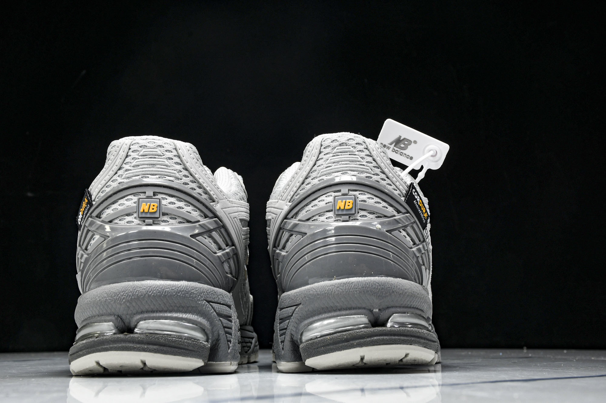 New Balance 1906系列复古老爹风休闲运动慢跑鞋 U1906ROA #YZ010#鞋款灵感源