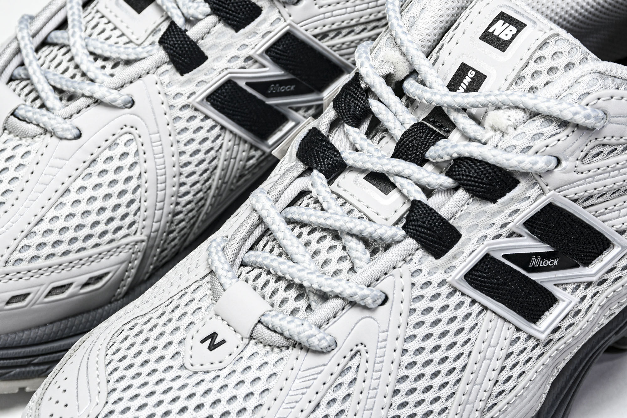 New Balance 1906系列复古老爹风休闲运动慢跑鞋 U1906ROA #YZ010#鞋款灵感源