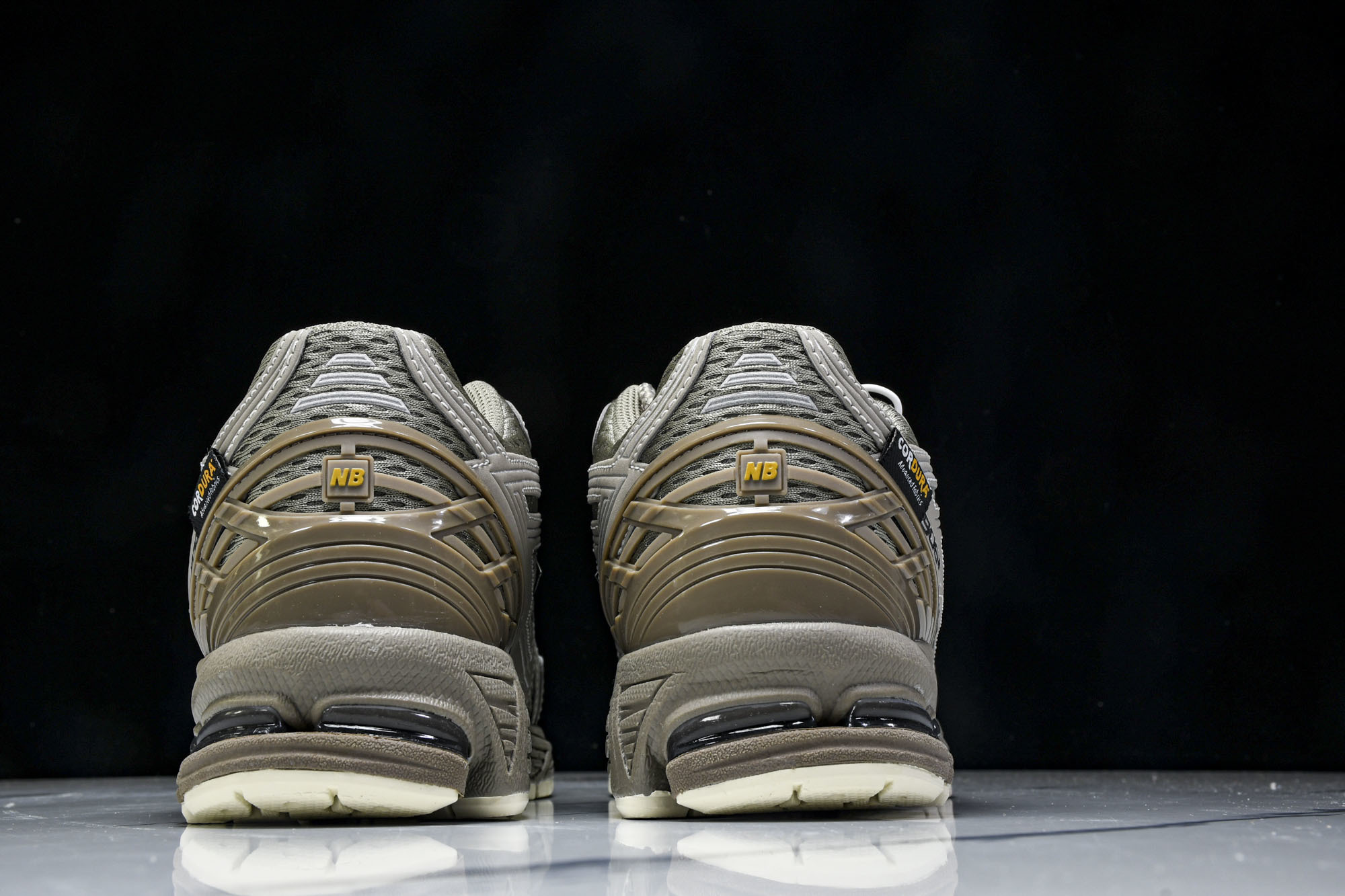 New Balance 1906系列复古老爹风休闲运动慢跑鞋 U1906ROB #YZ010#鞋款灵感源